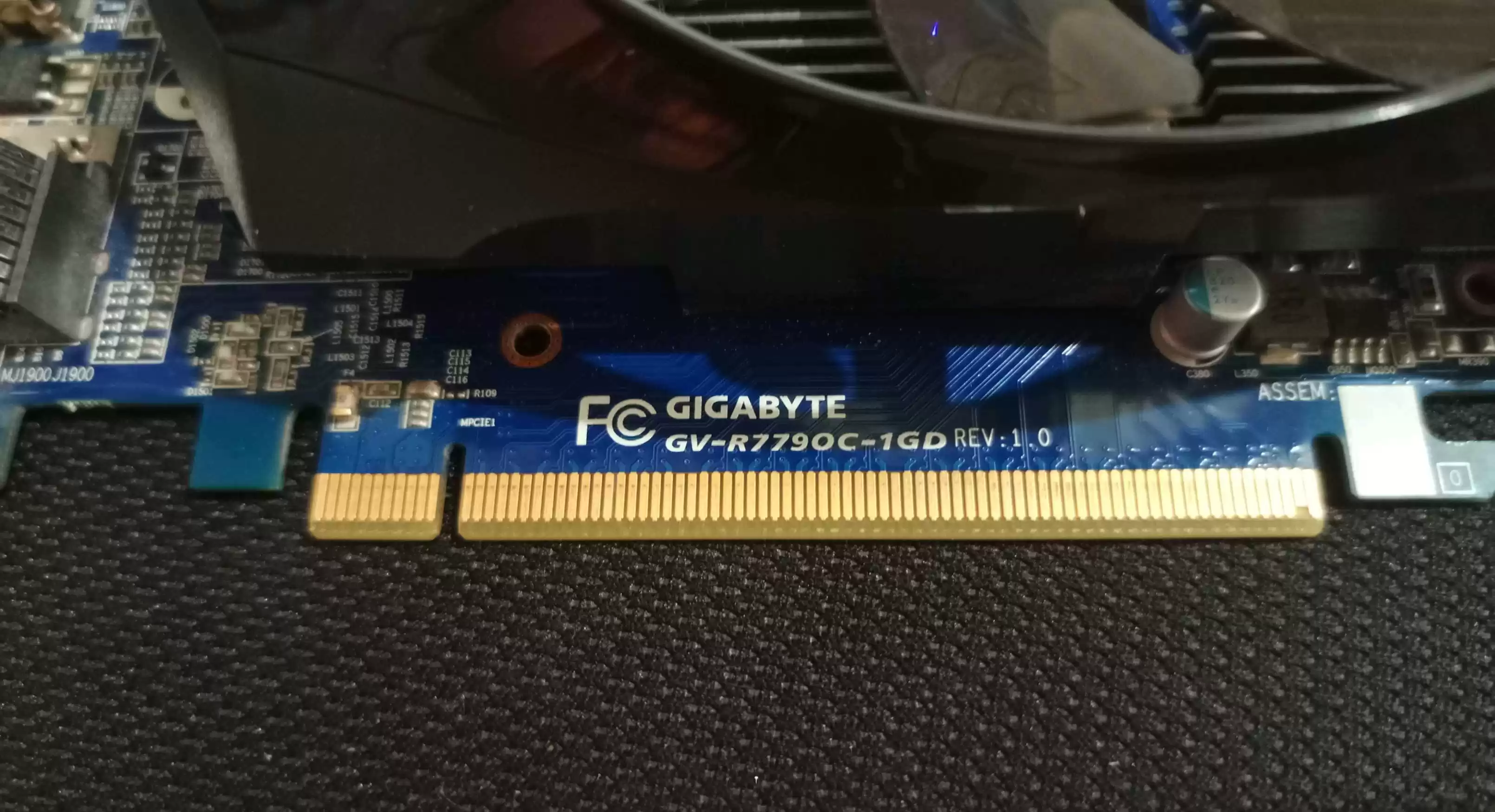 Gigabyte-GV 1g