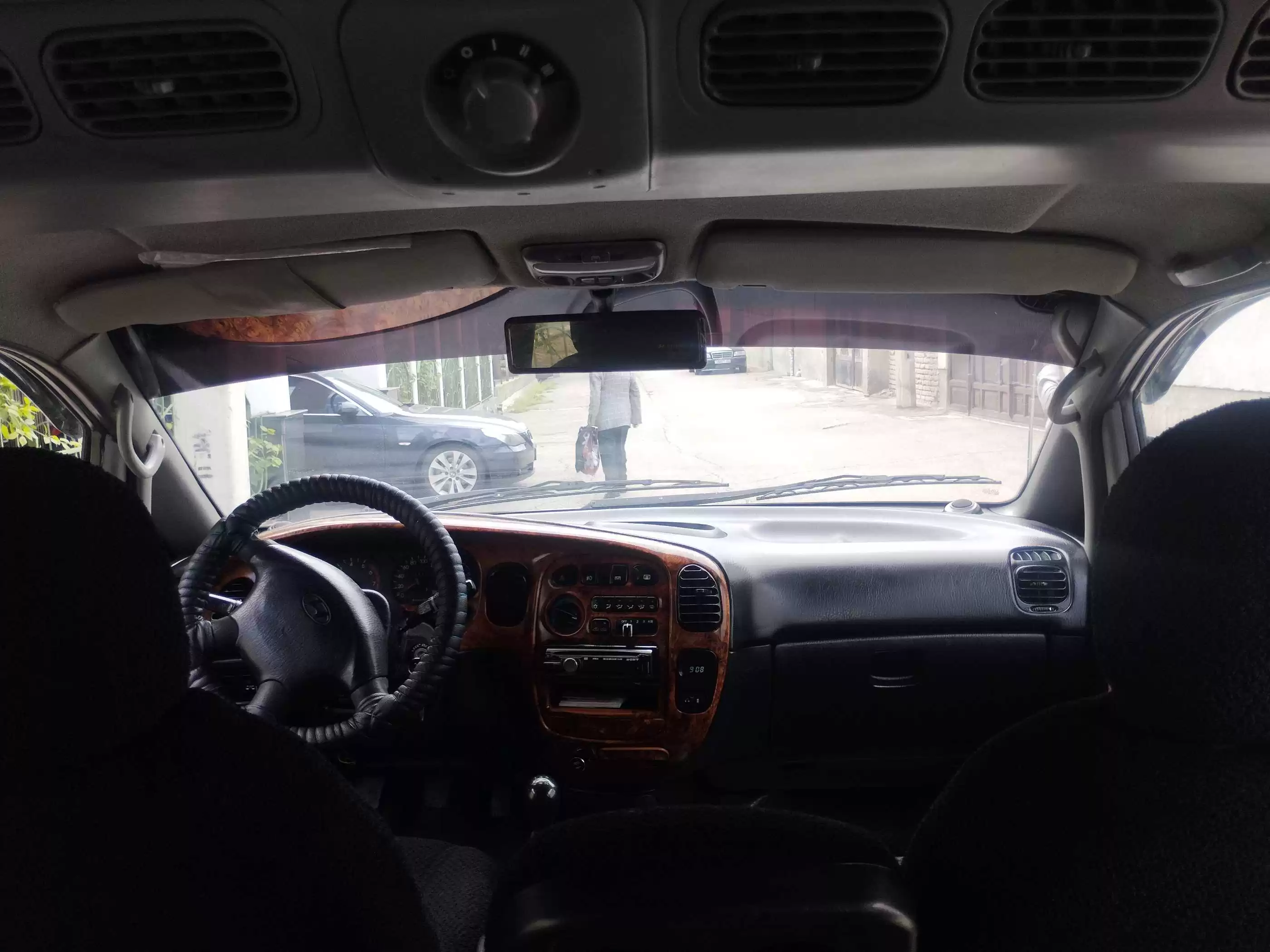 Hyundai Starex 2002