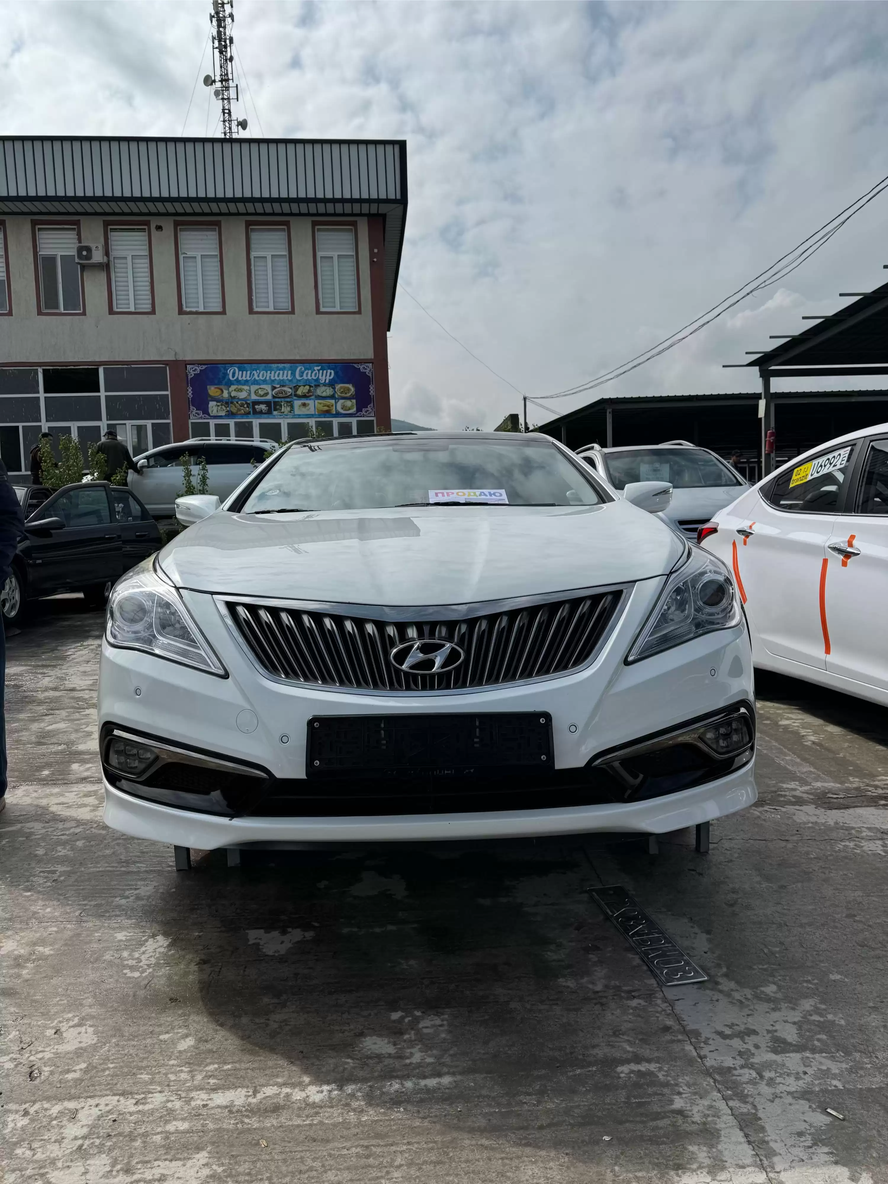 Hyundai Grandeur 2012