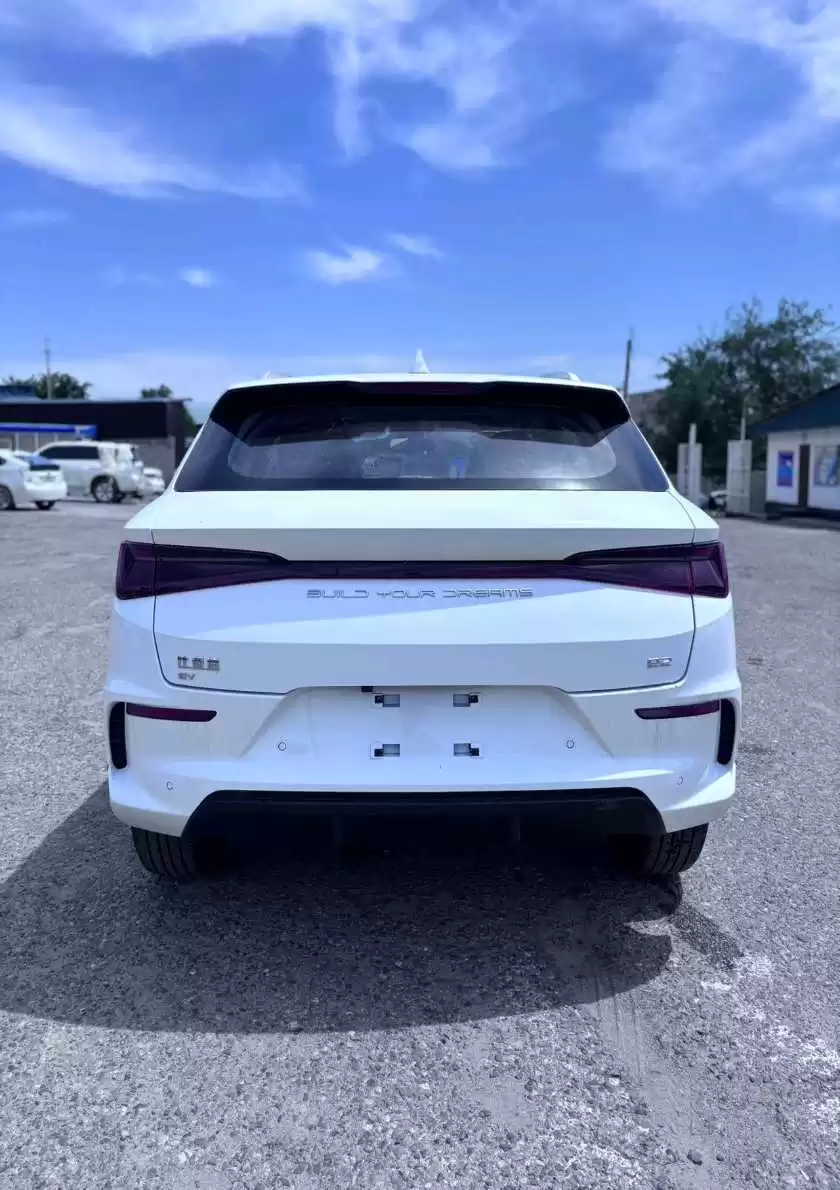 BYD E2 2024