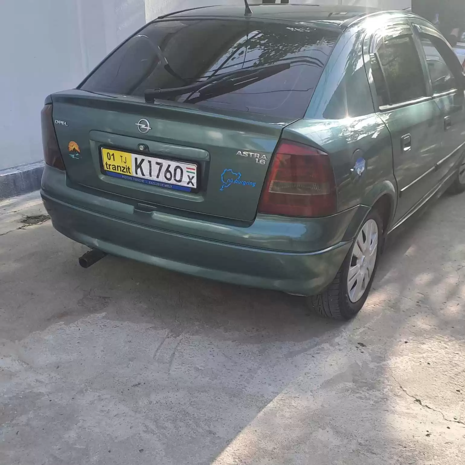 Opel Astra j 2000