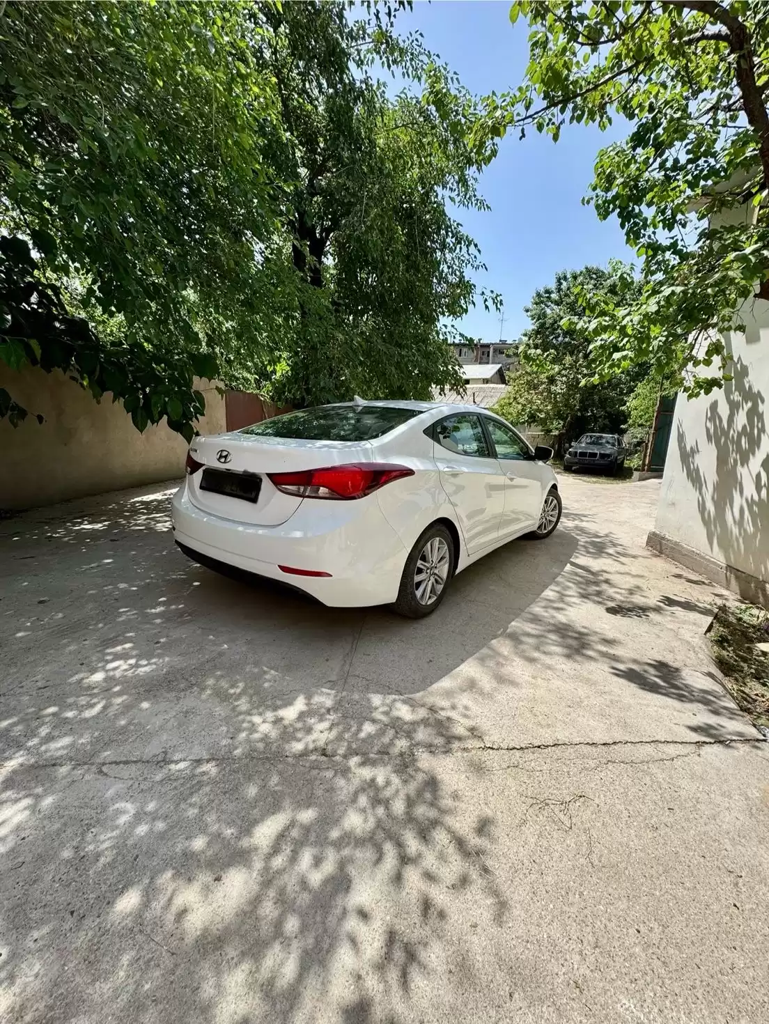 Hyundai Lantra 2014