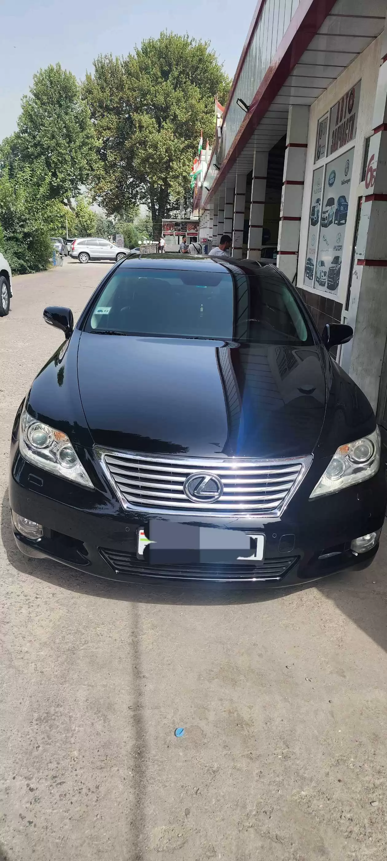 Lexus Ls series 2010