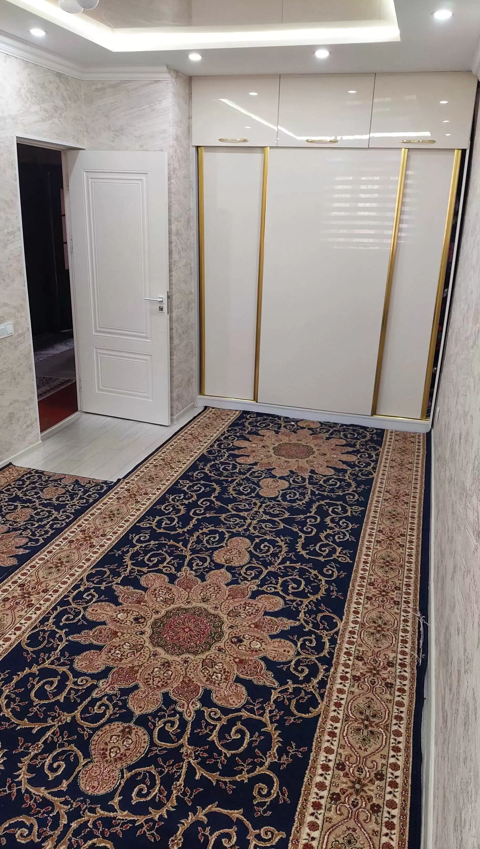 4-к квартира, 1 этаж, 71 м², р Сино