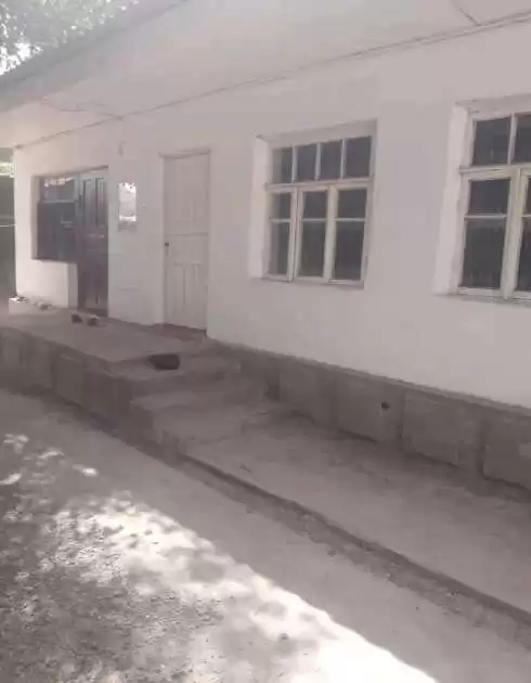 1 этажный, 5-комн. дом, 6 м², 6 соток, город Бохтар