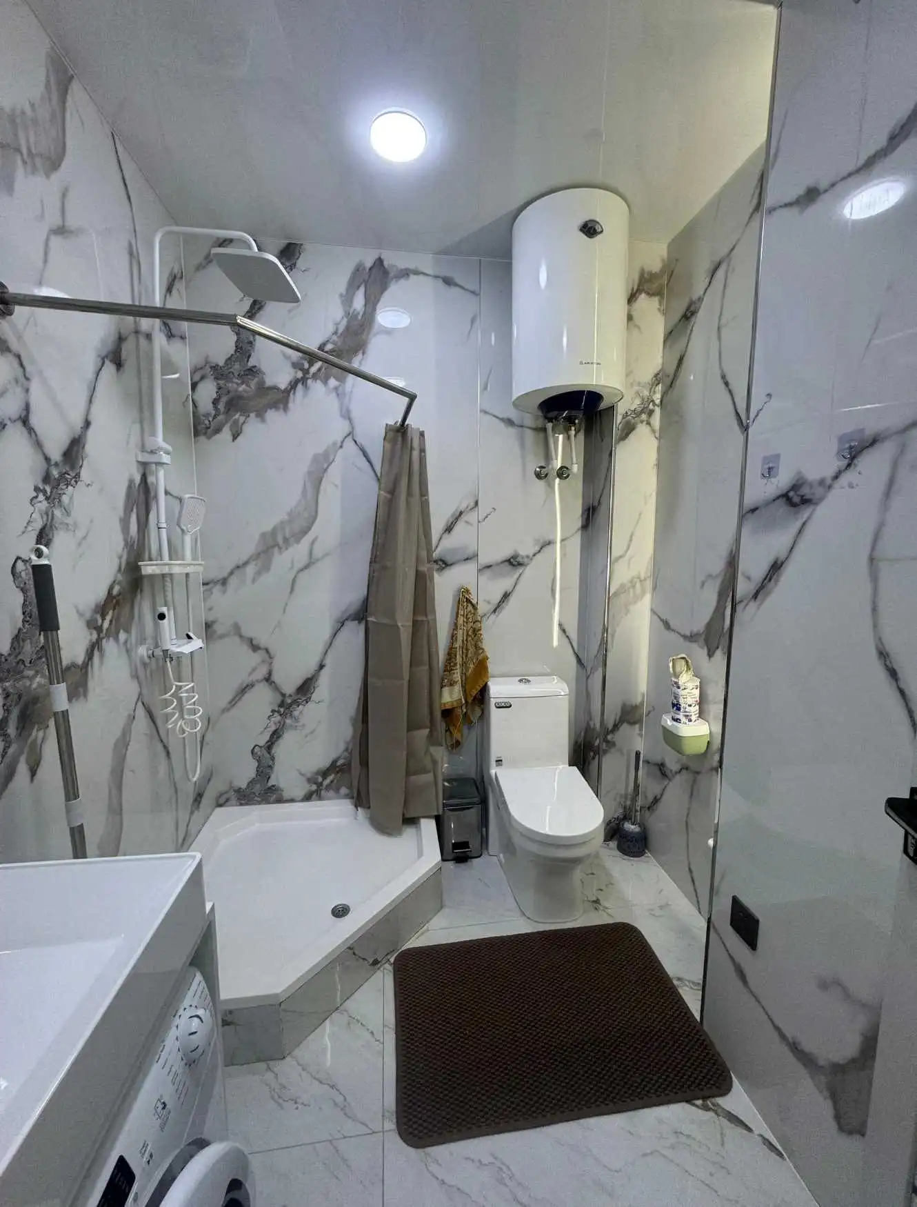 2-к квартира, 4 этаж, 70 м², 19