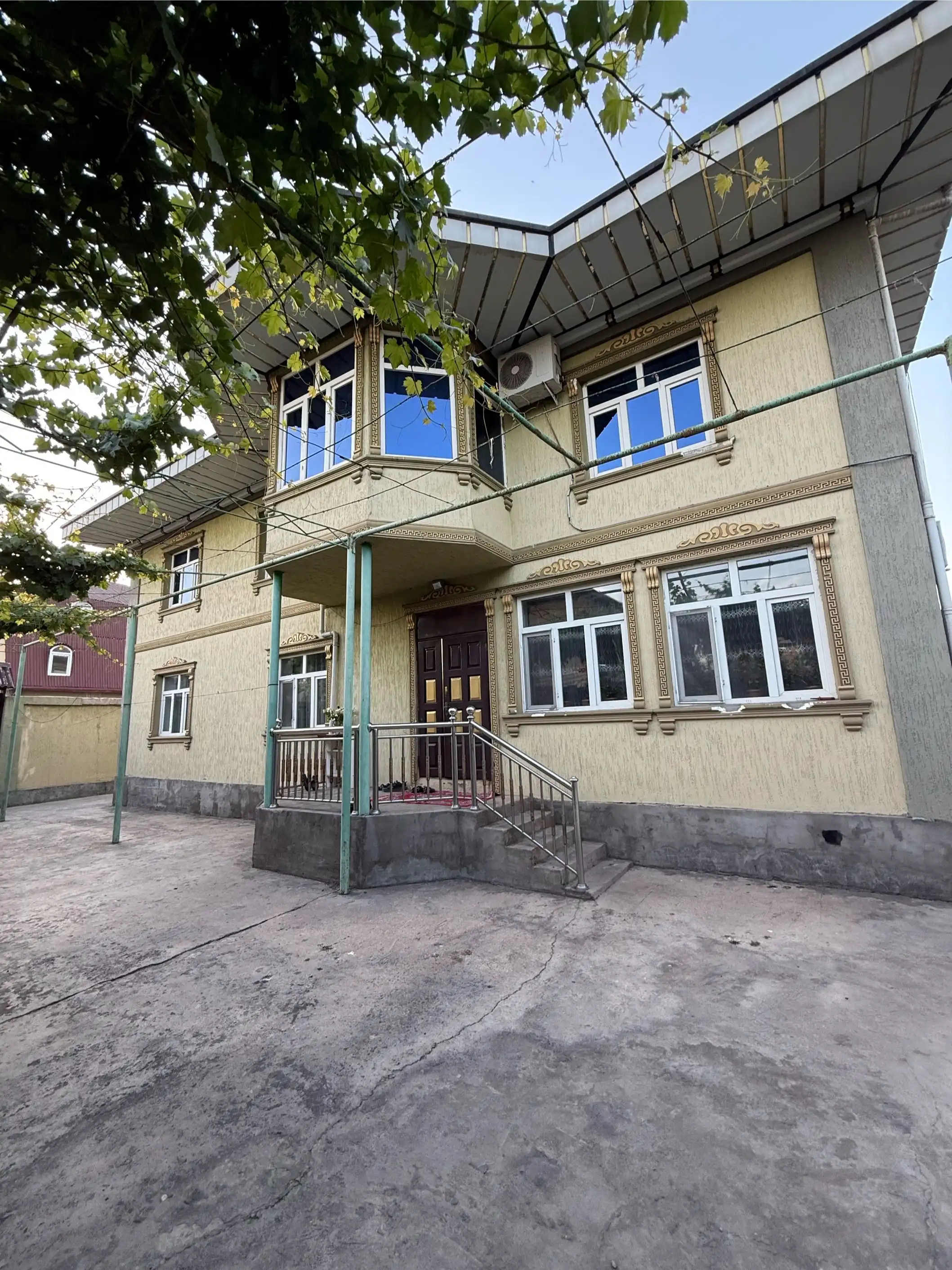 2 этажный, 8-комн. дом, 400 м², 500 соток, Фирдавси