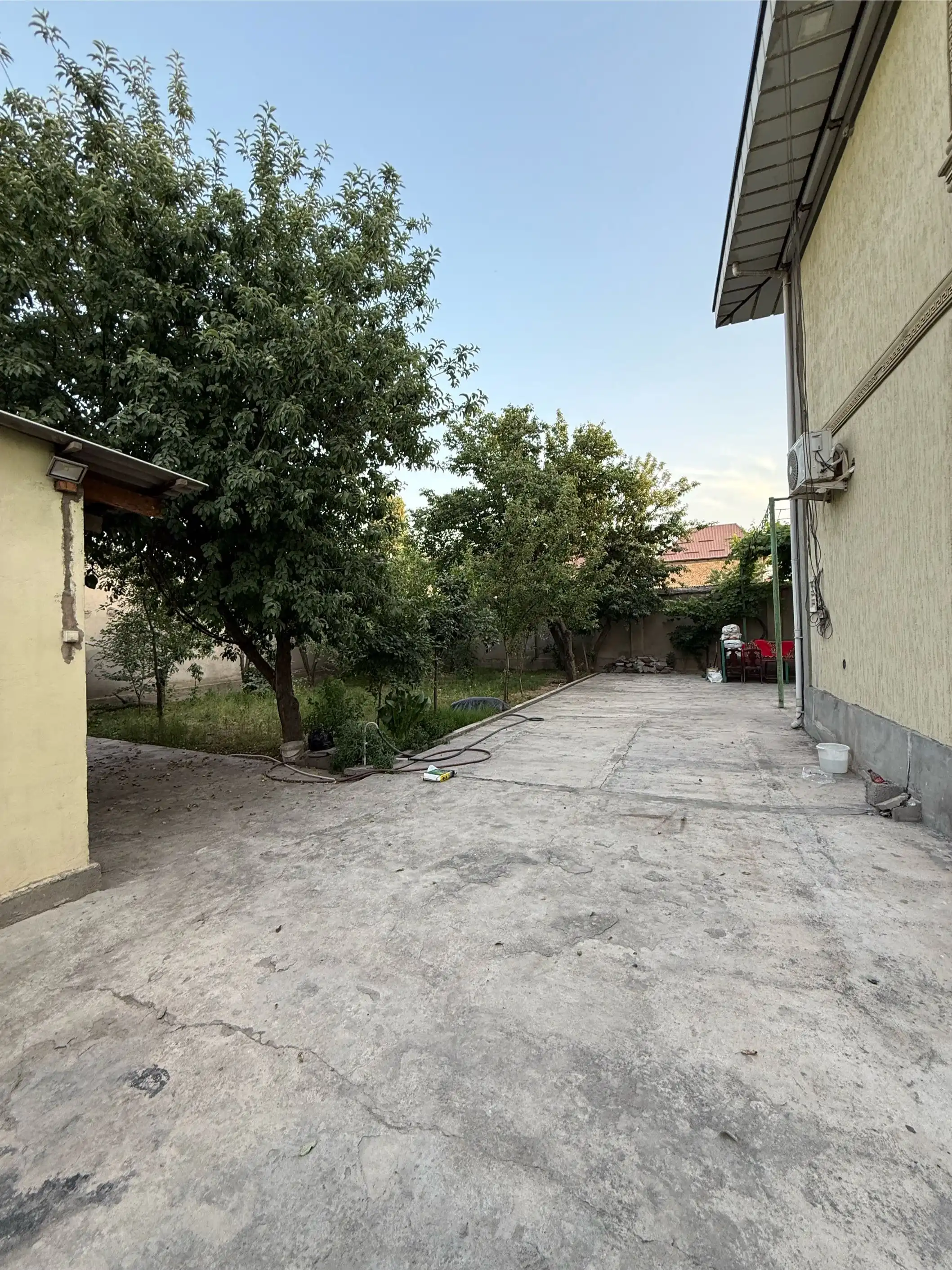 2 этажный, 8-комн. дом, 400 м², 500 соток, Фирдавси