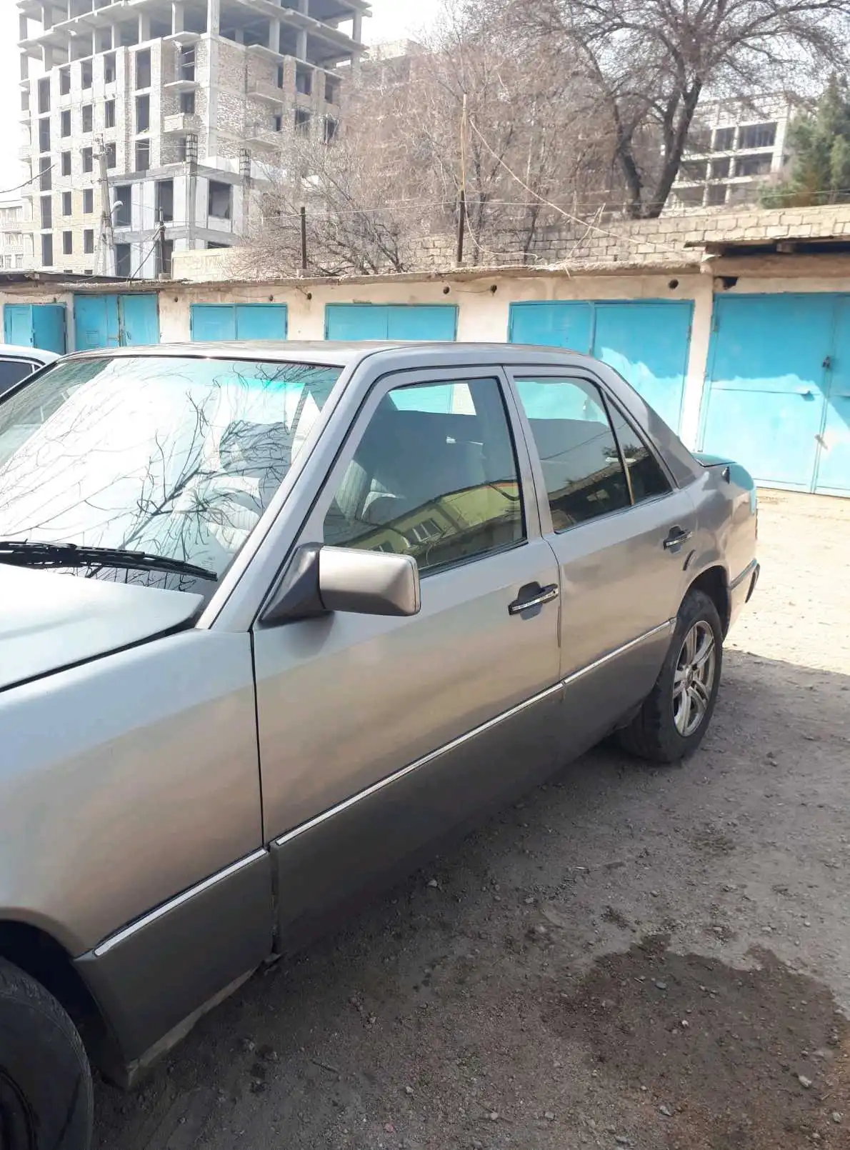 Mercedes-benz E class 1993