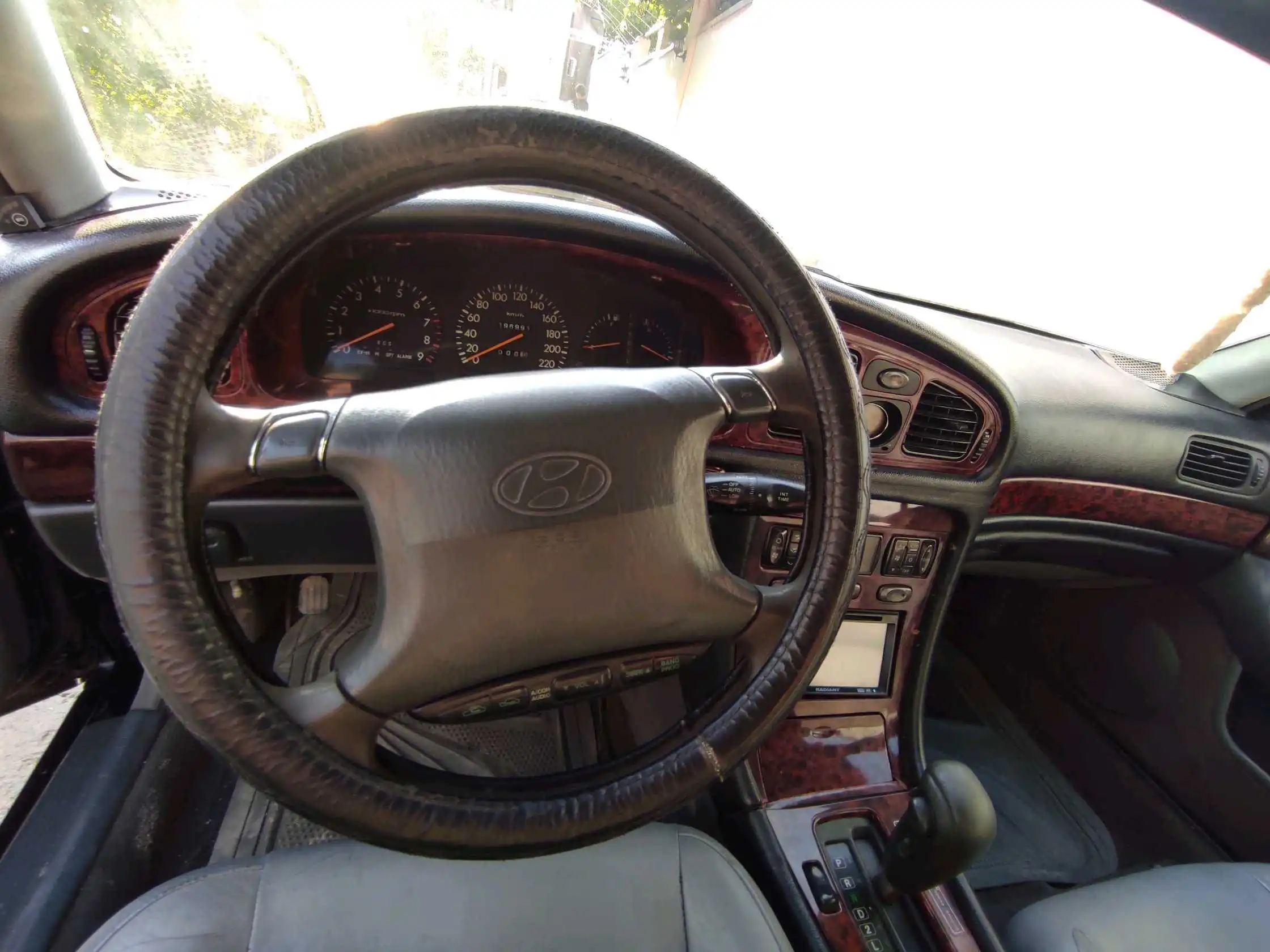 Hyundai Grandeur 1993