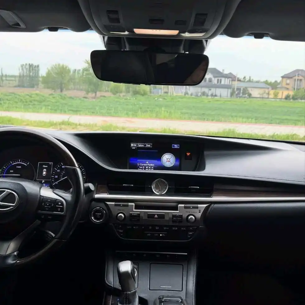 Lexus Es series 2016