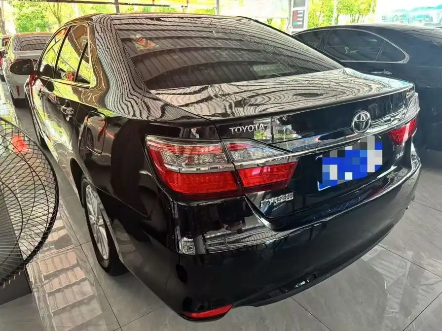 Toyota Camry 2016