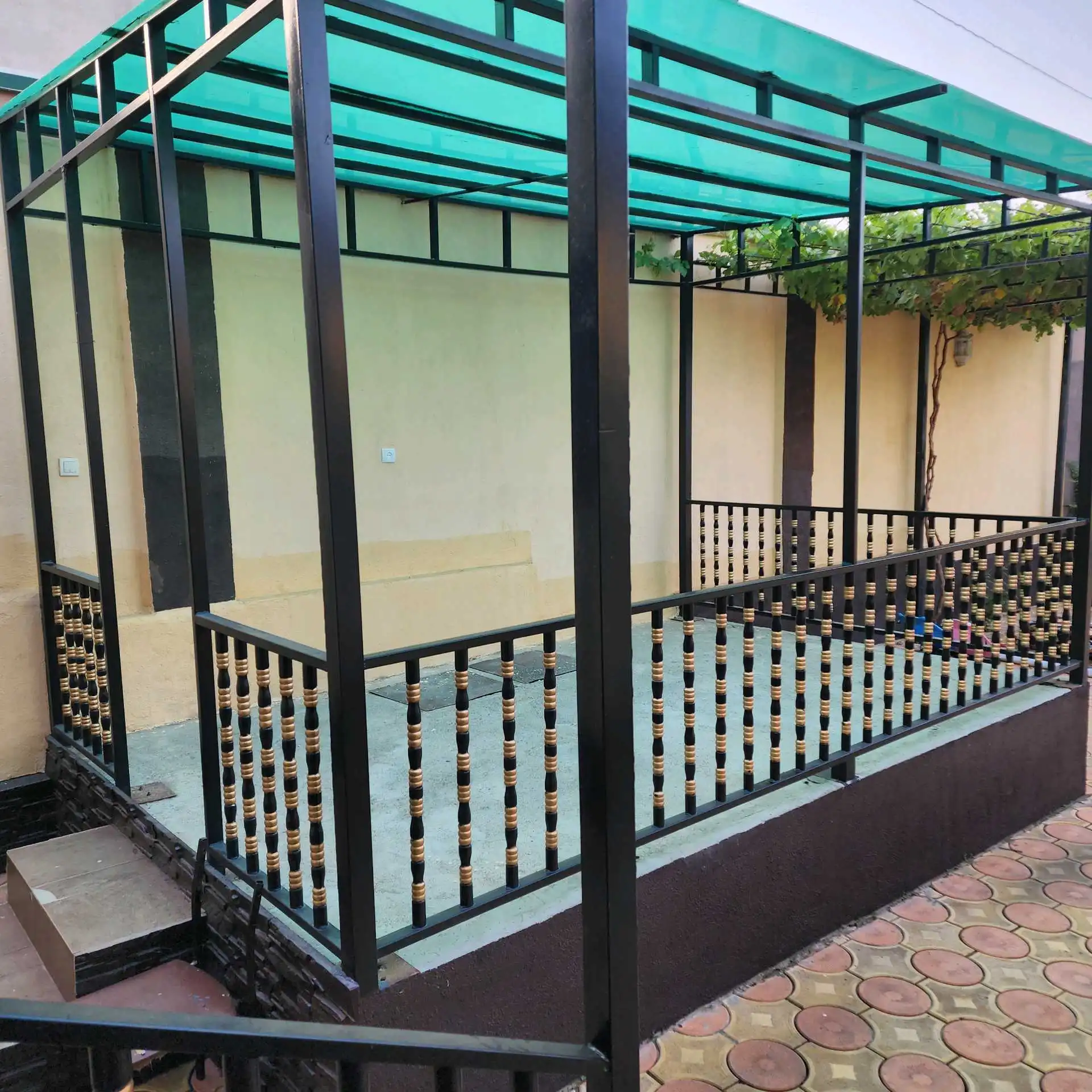 1 этажный, 5-комн. дом, 300 м², 3 соток, РУДАКИ