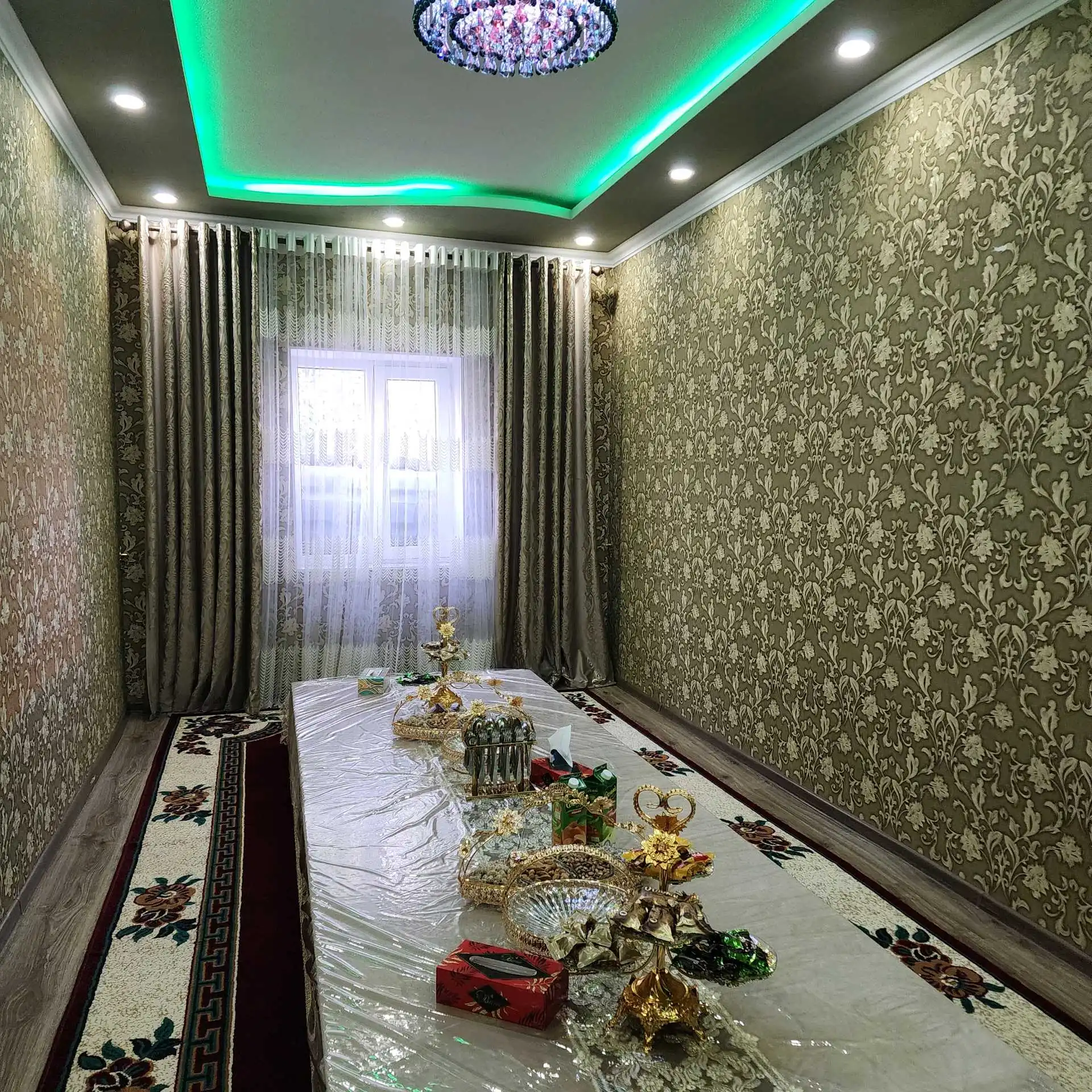 1 этажный, 5-комн. дом, 300 м², 3 соток, РУДАКИ