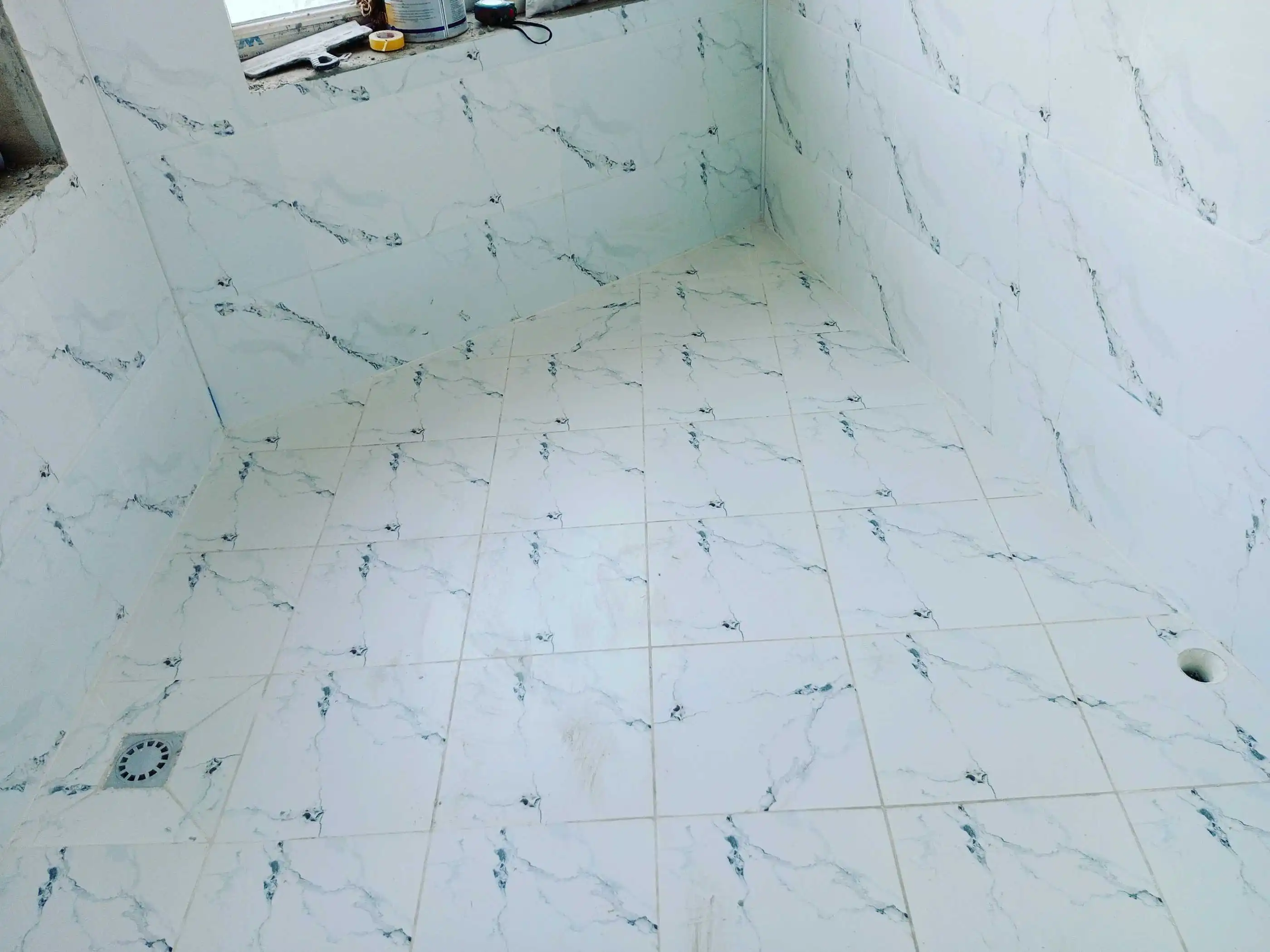устой кафел 