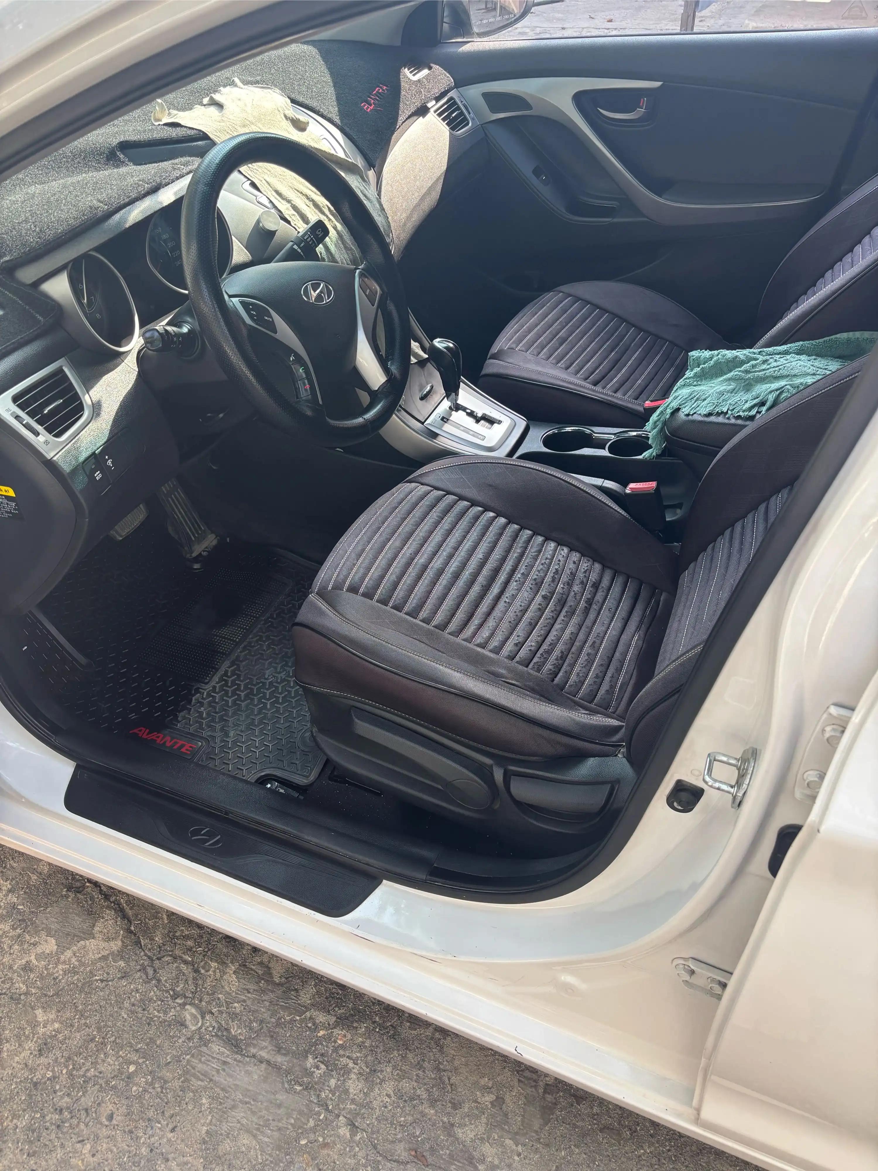 Hyundai Accent 2012