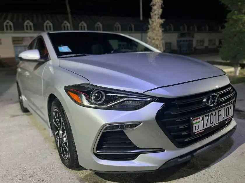 Hyundai Elantra 2018