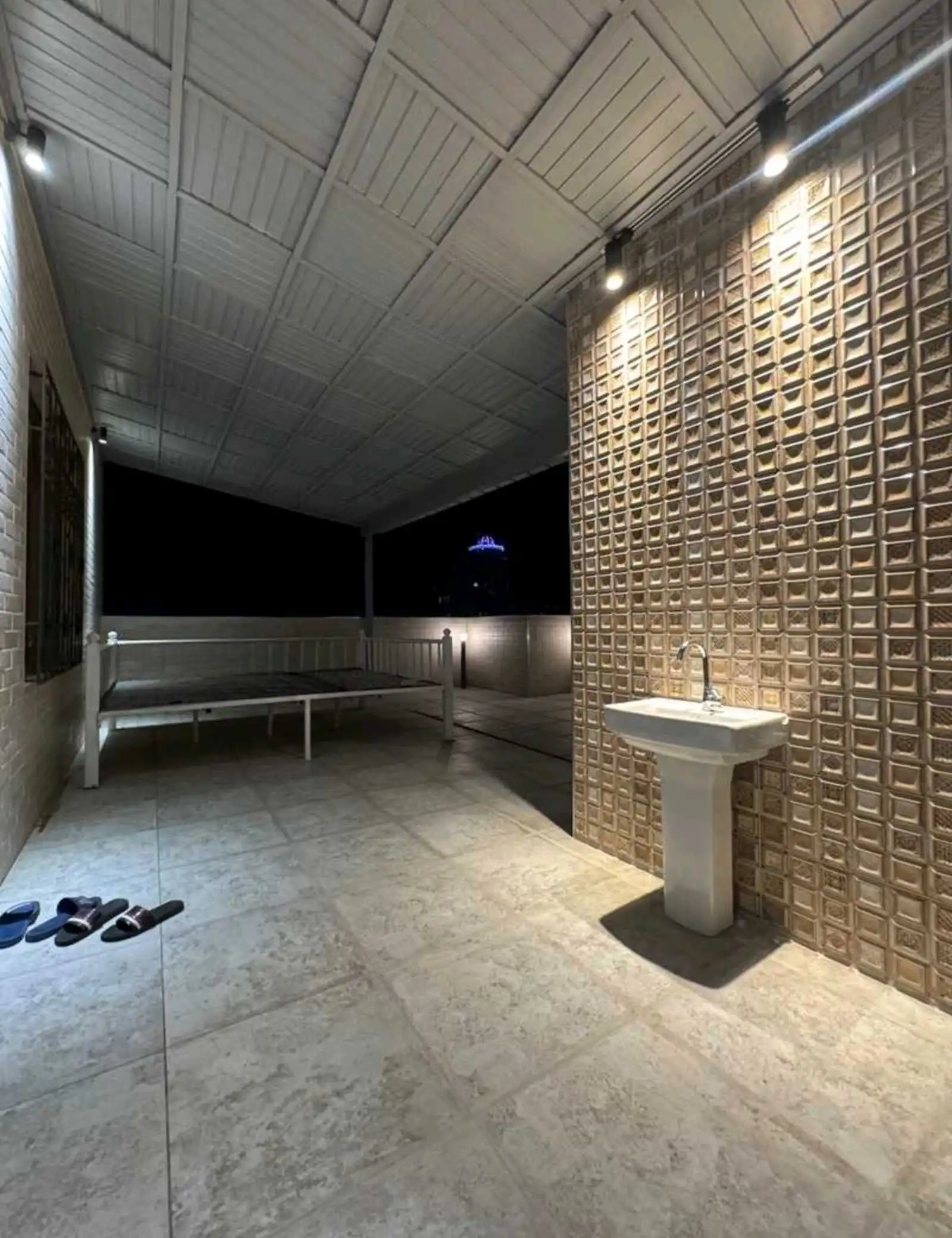 4-к квартира, 15 этаж, 200 м², Шохмансур