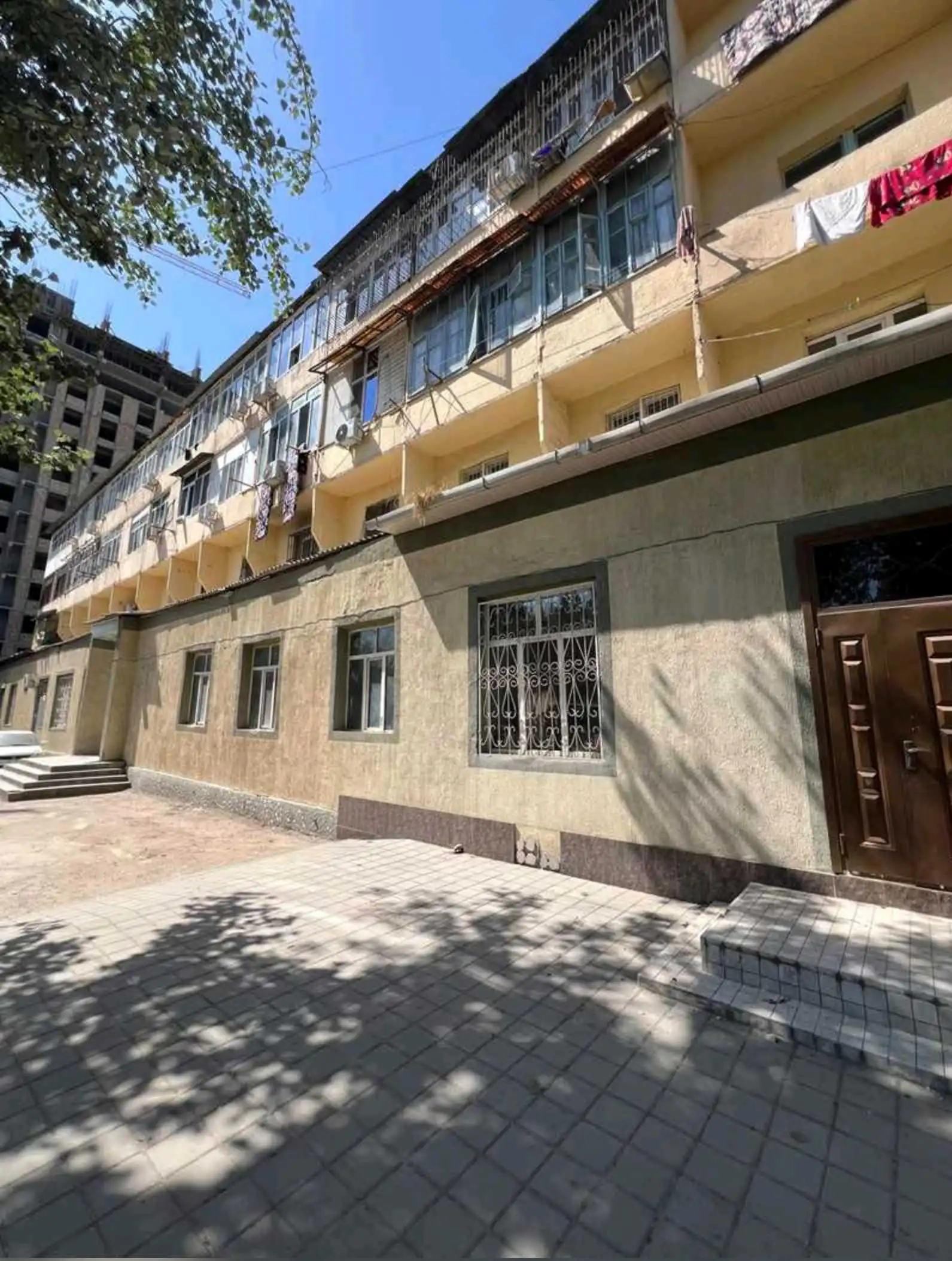 Продаётся коммерческое торговое помещение