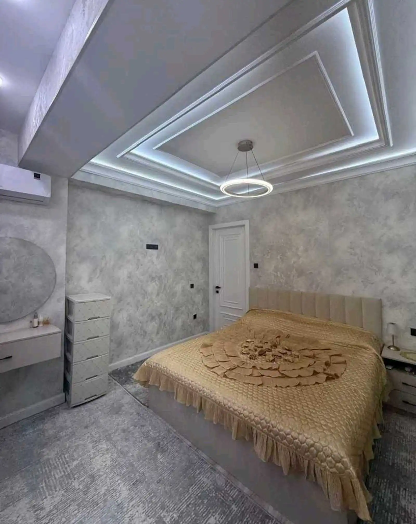3-к квартира, 5 этаж, 91 м², Худжанд