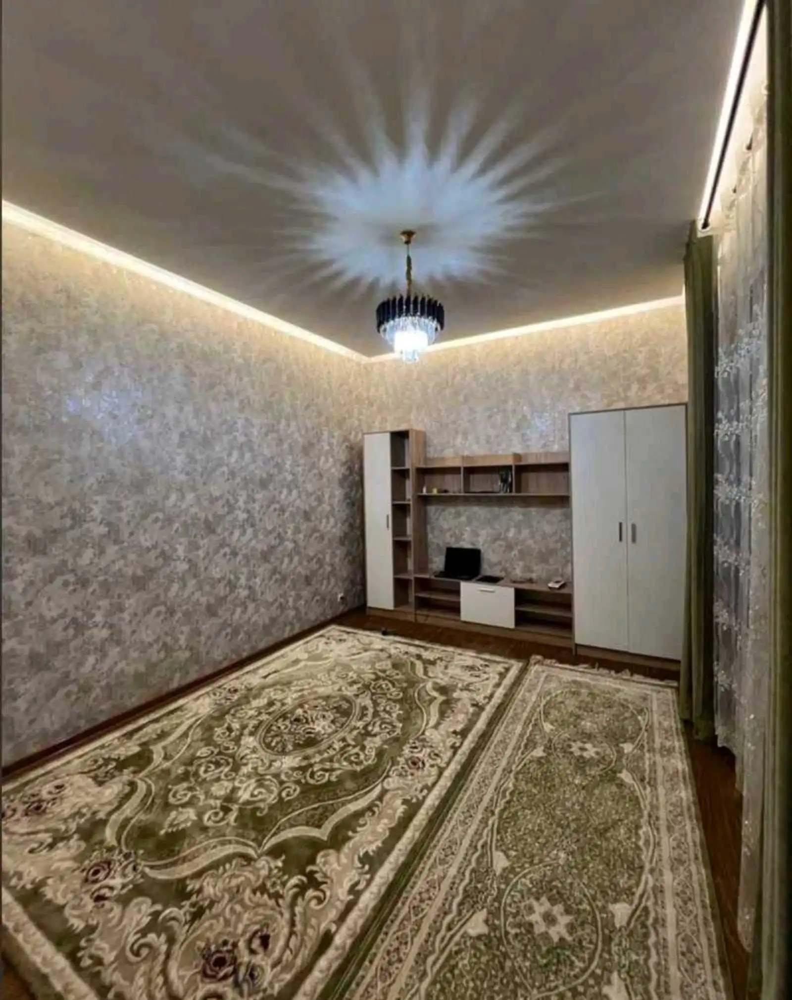 1 этажный, 10-комн. дом, 280 м², 3 соток, Сино
