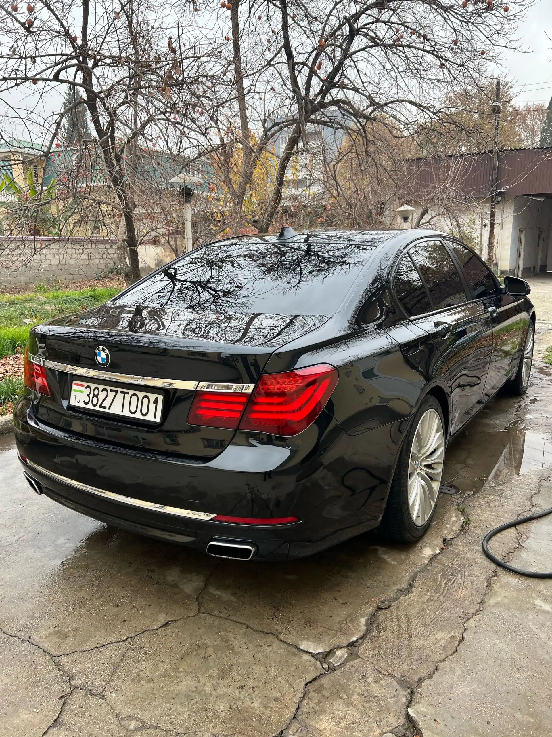 BMW 7 series 2012