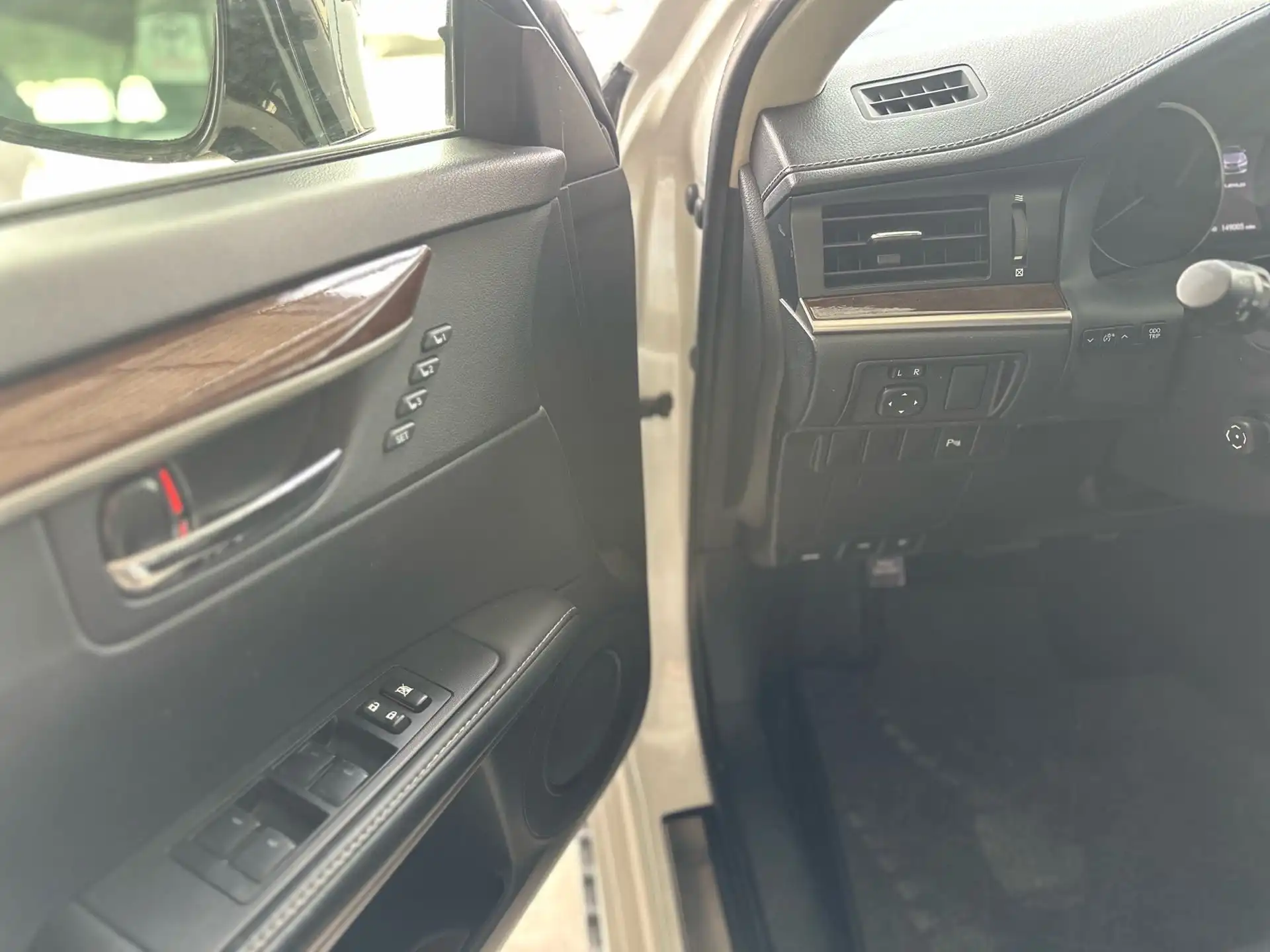 Lexus Es series 2015