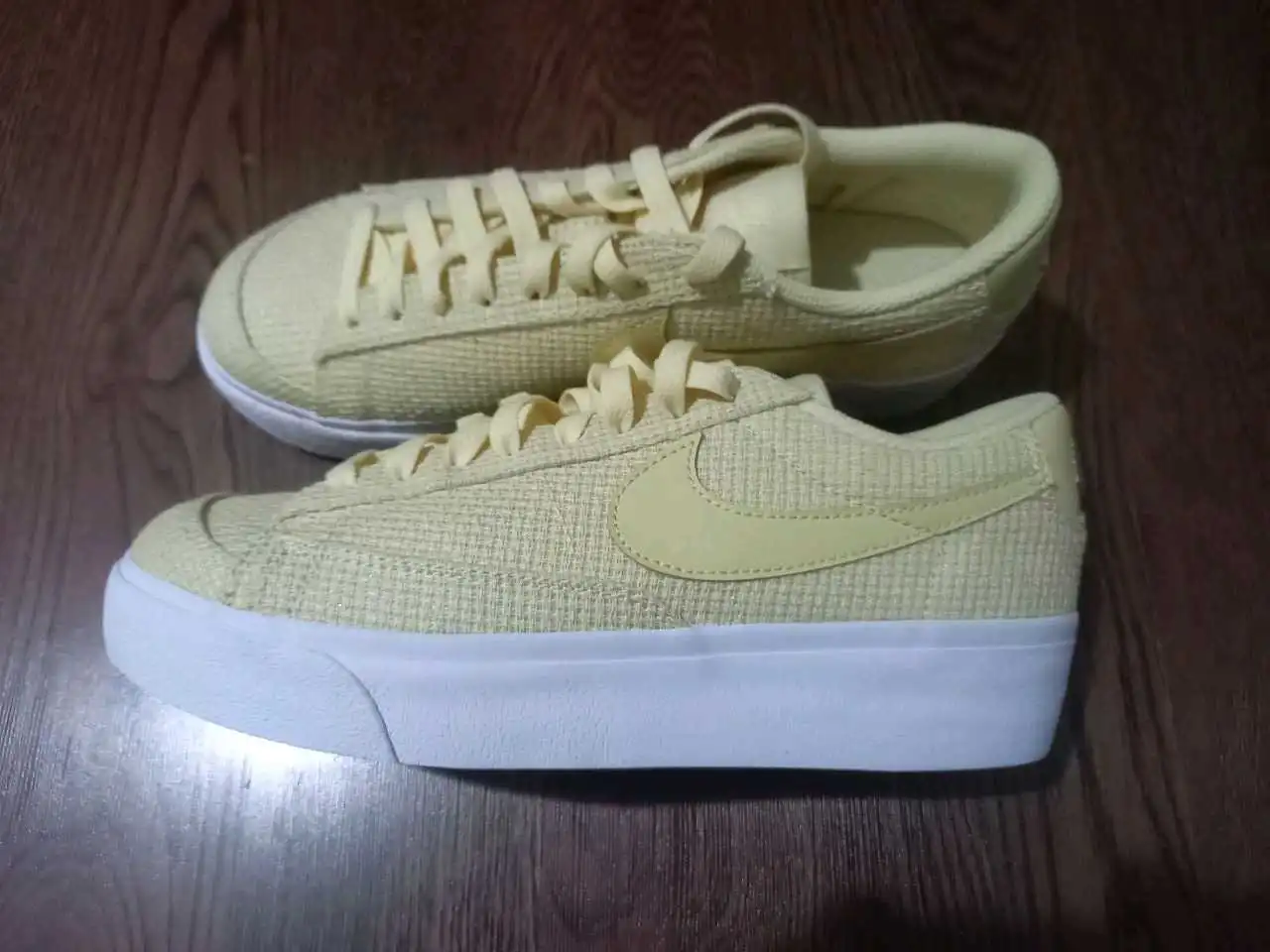 Nike WMNS Blazer Low Platform ESS,DN0744-700
