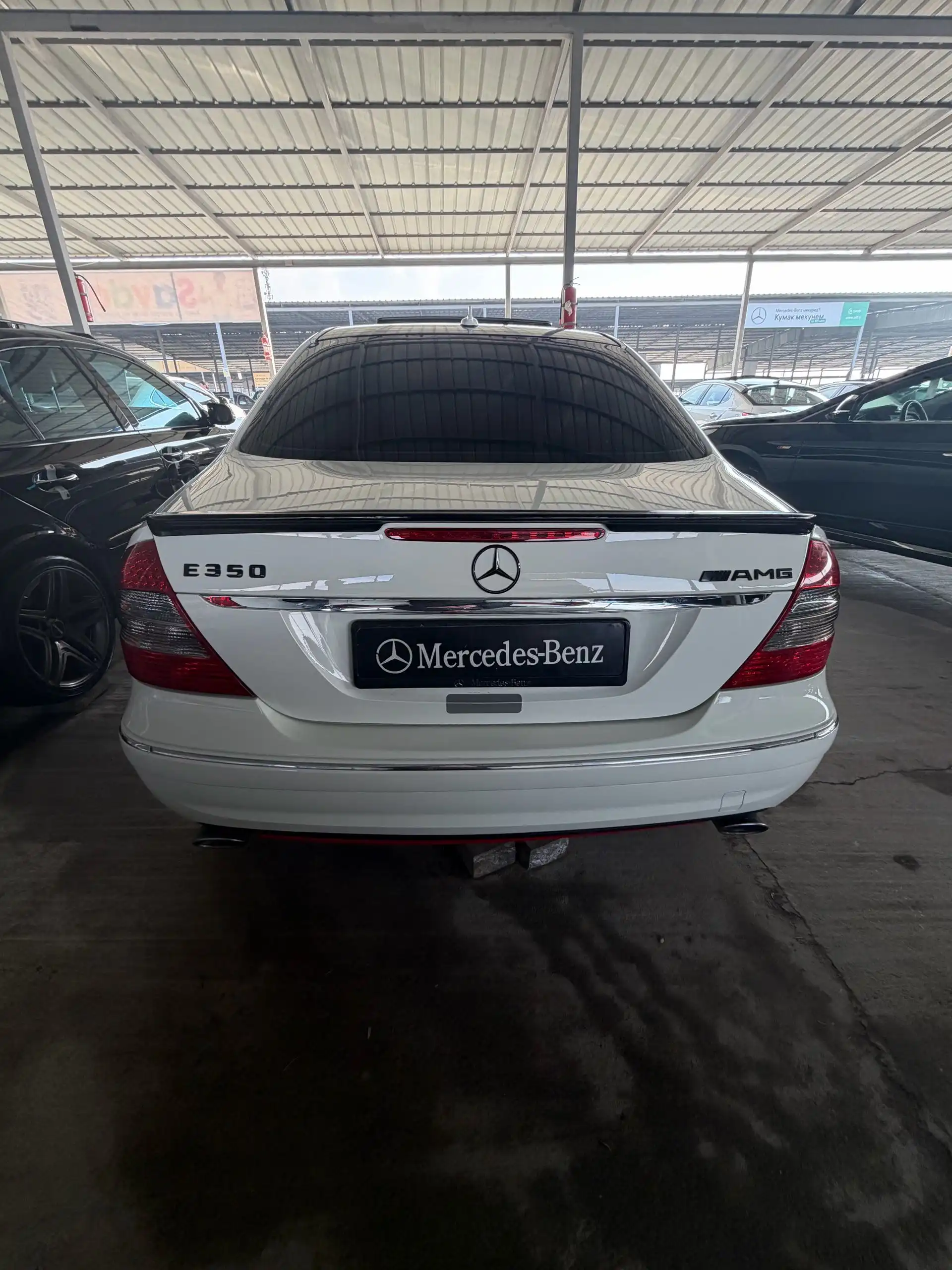 Mercedes-benz E class 2009