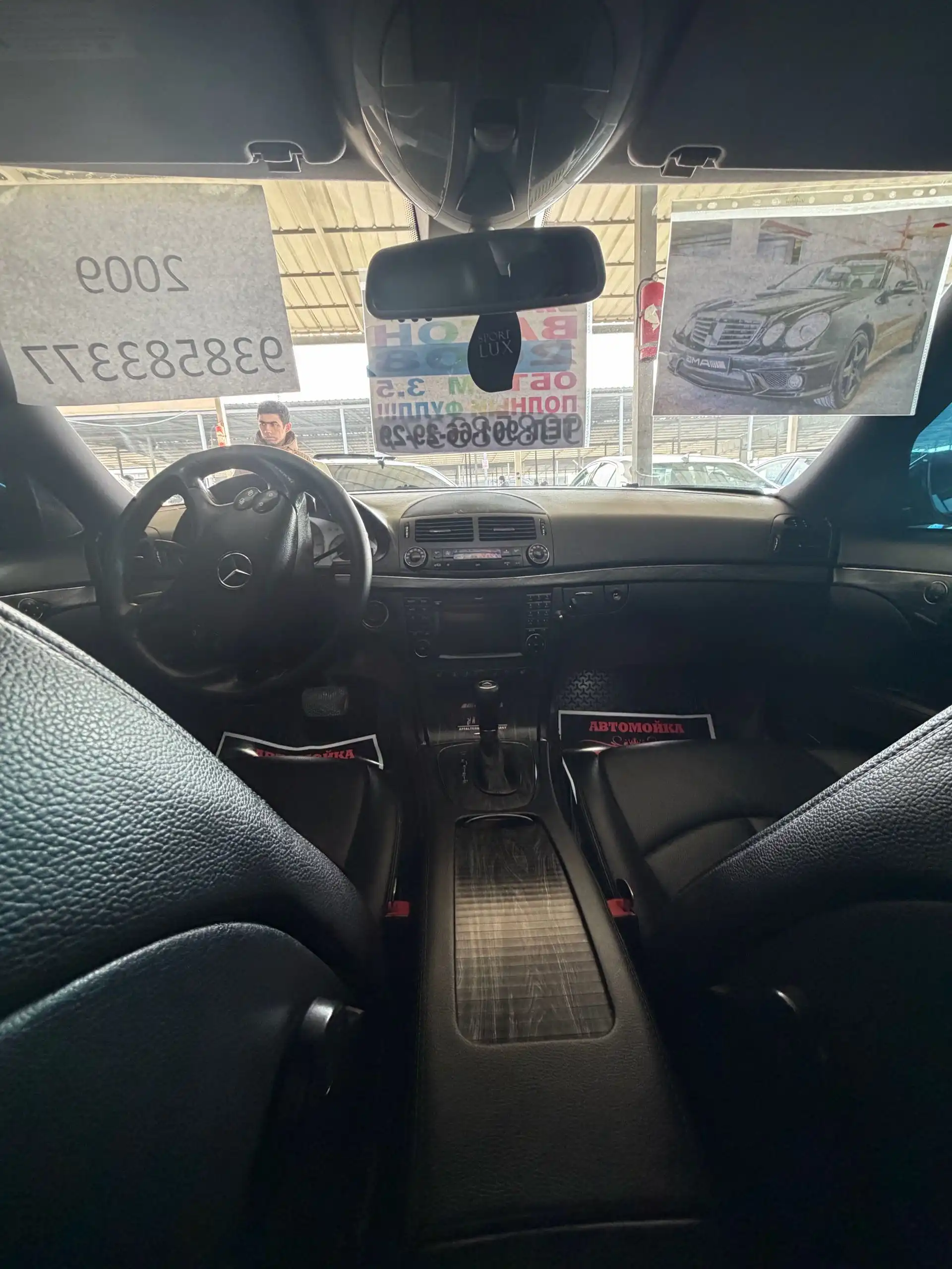 Mercedes-benz E class 2009