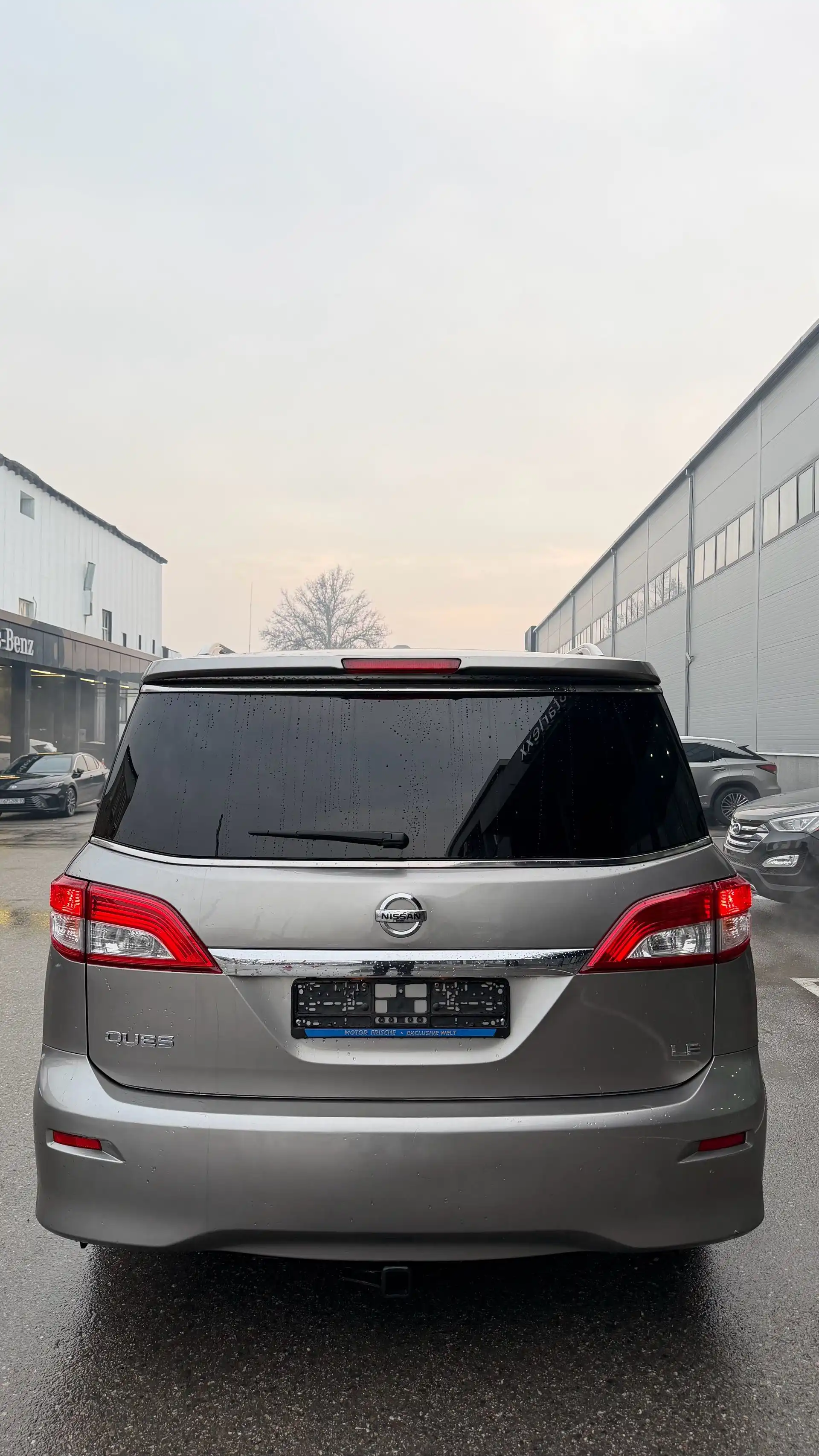 Nissan Quest 2012