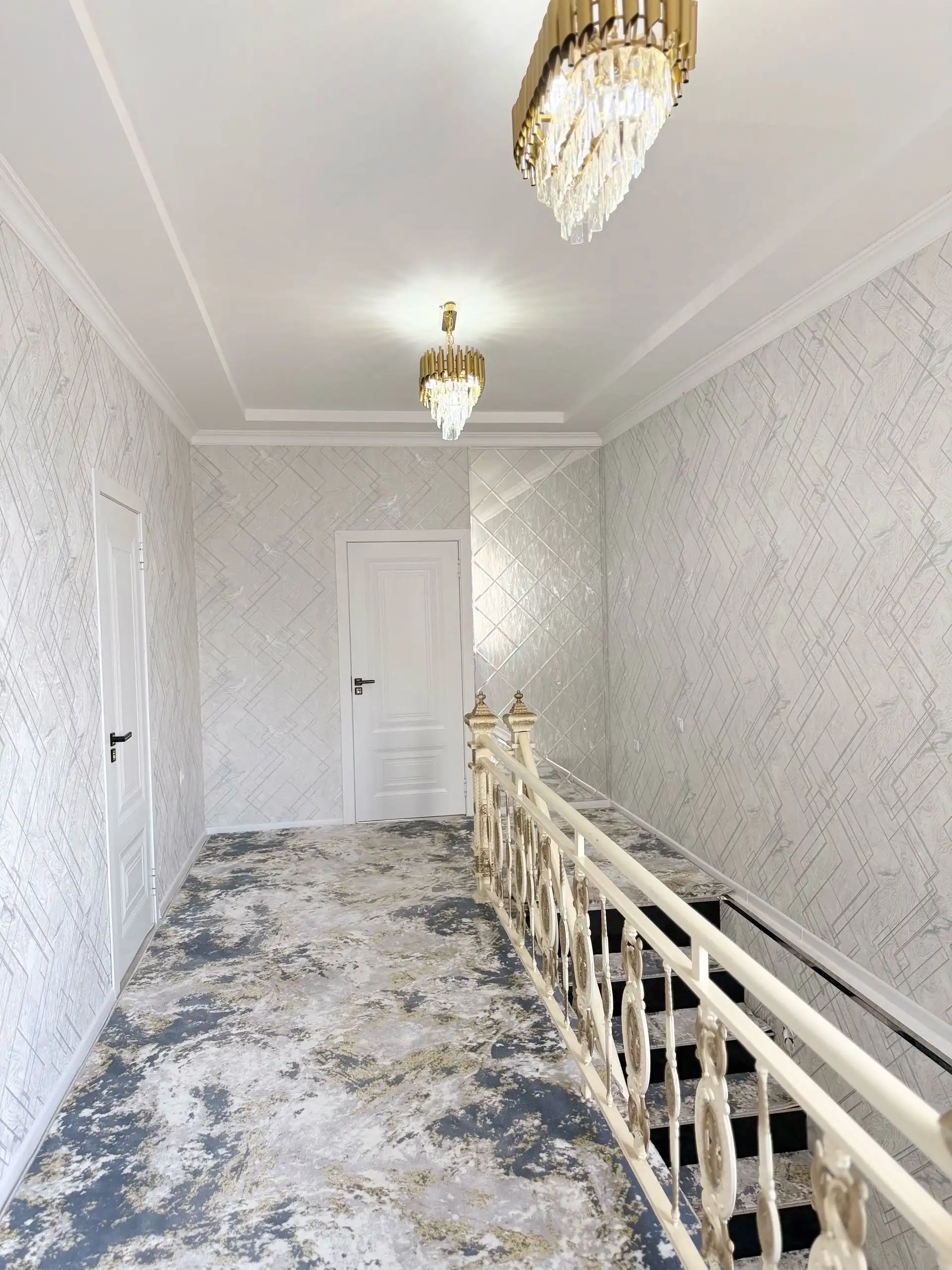 2 этажный, 6-комн. дом, 180 м², 2 соток, Зарафшон