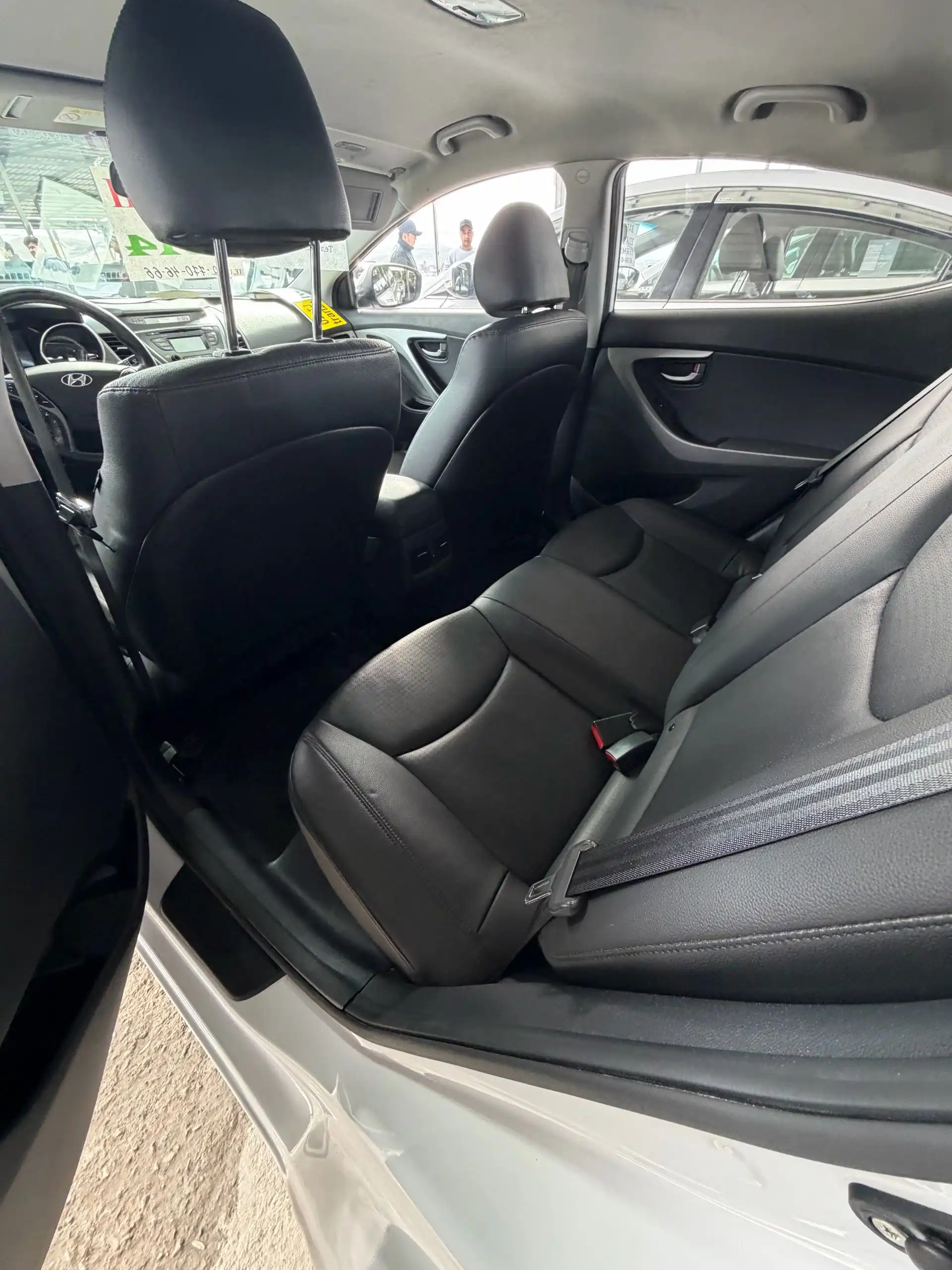 Hyundai Avante 2014