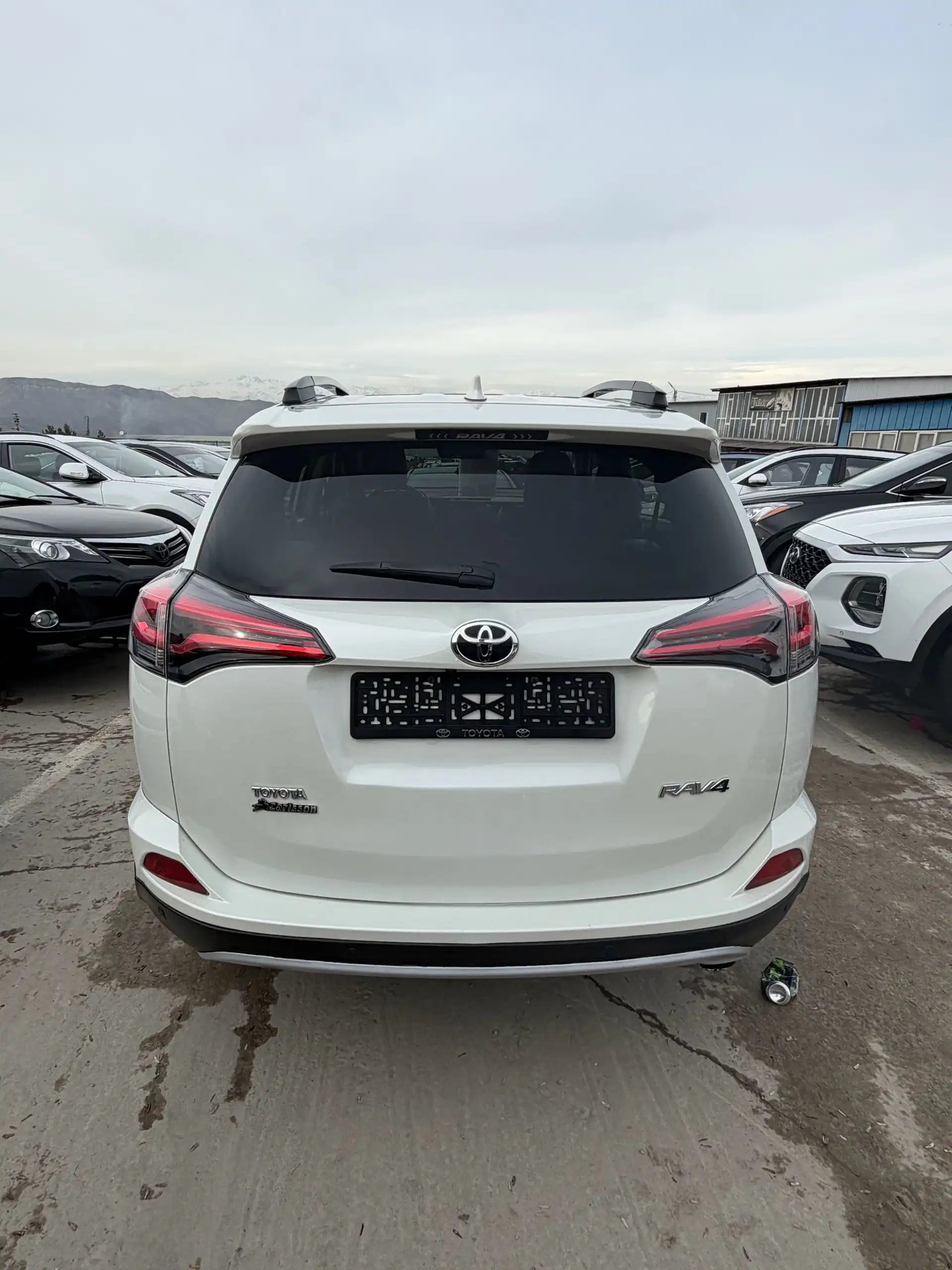 Toyota Rav 4 2017 — фото 2