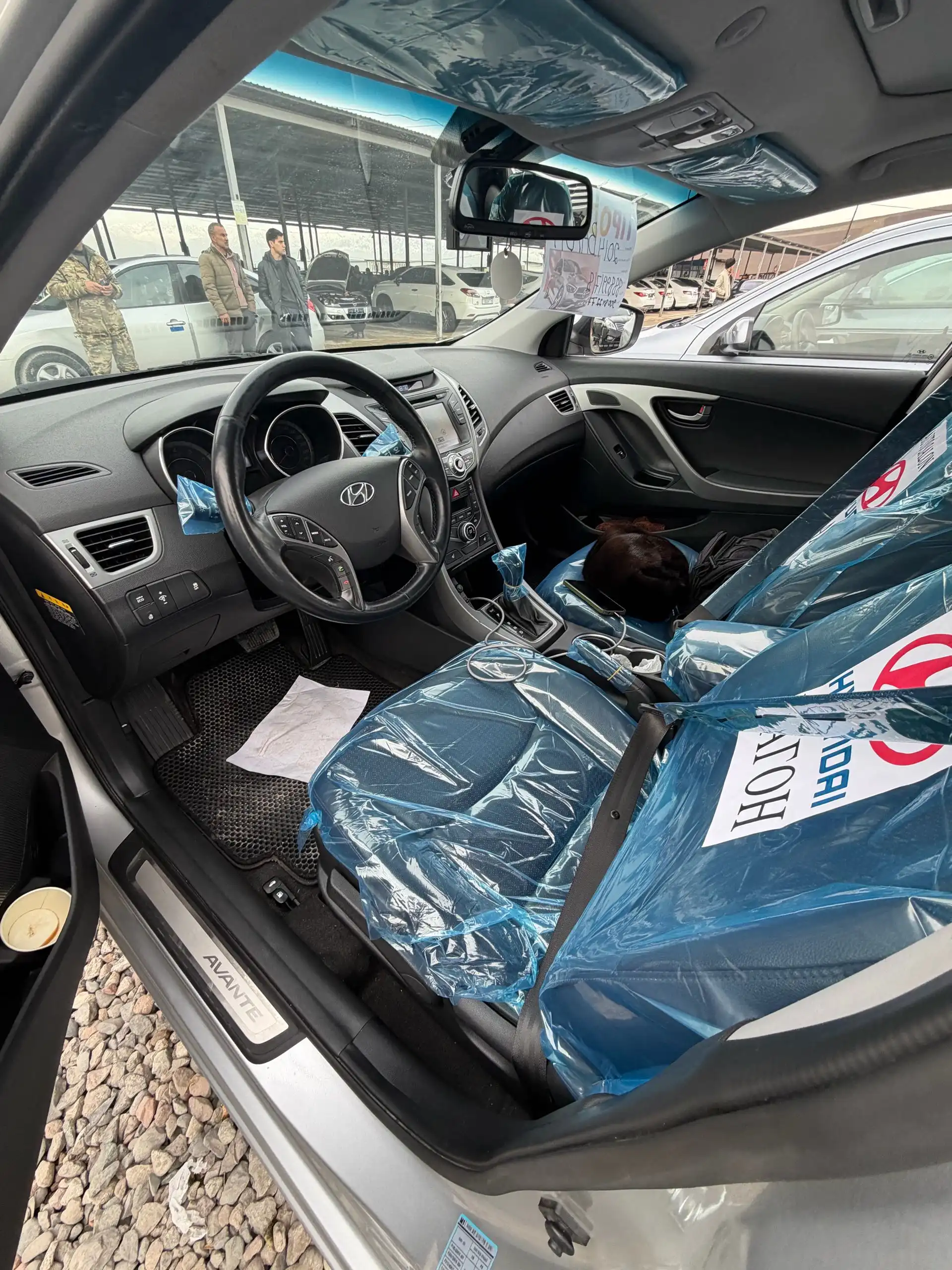 Hyundai Avante 2014