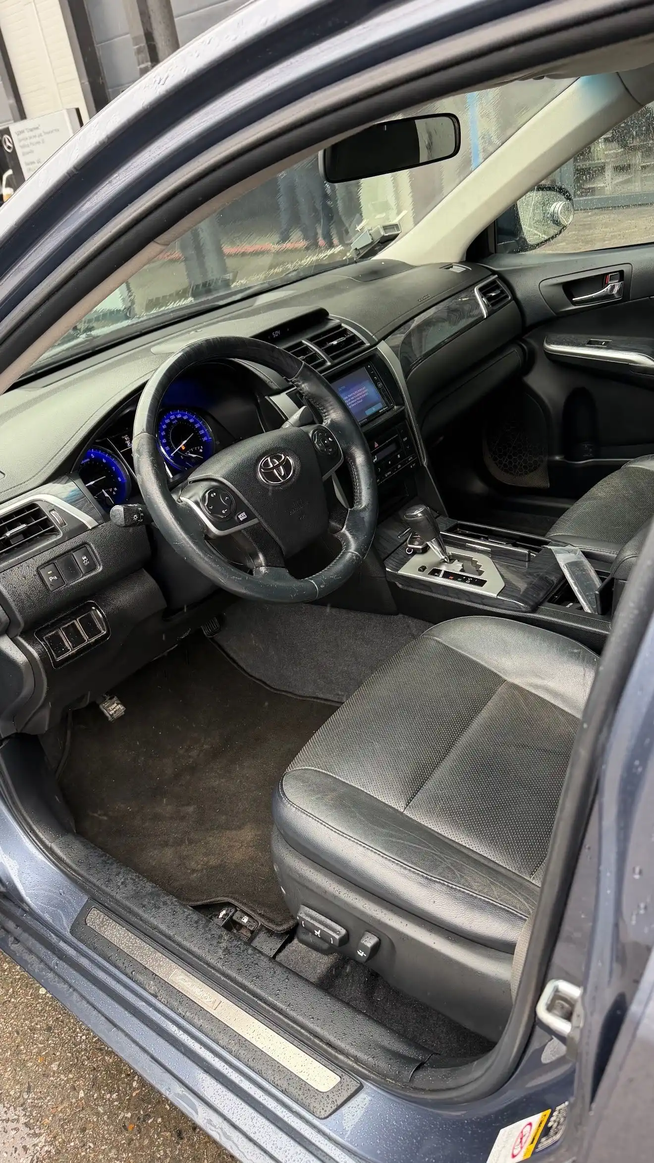Toyota Camry 2015 — фото 3