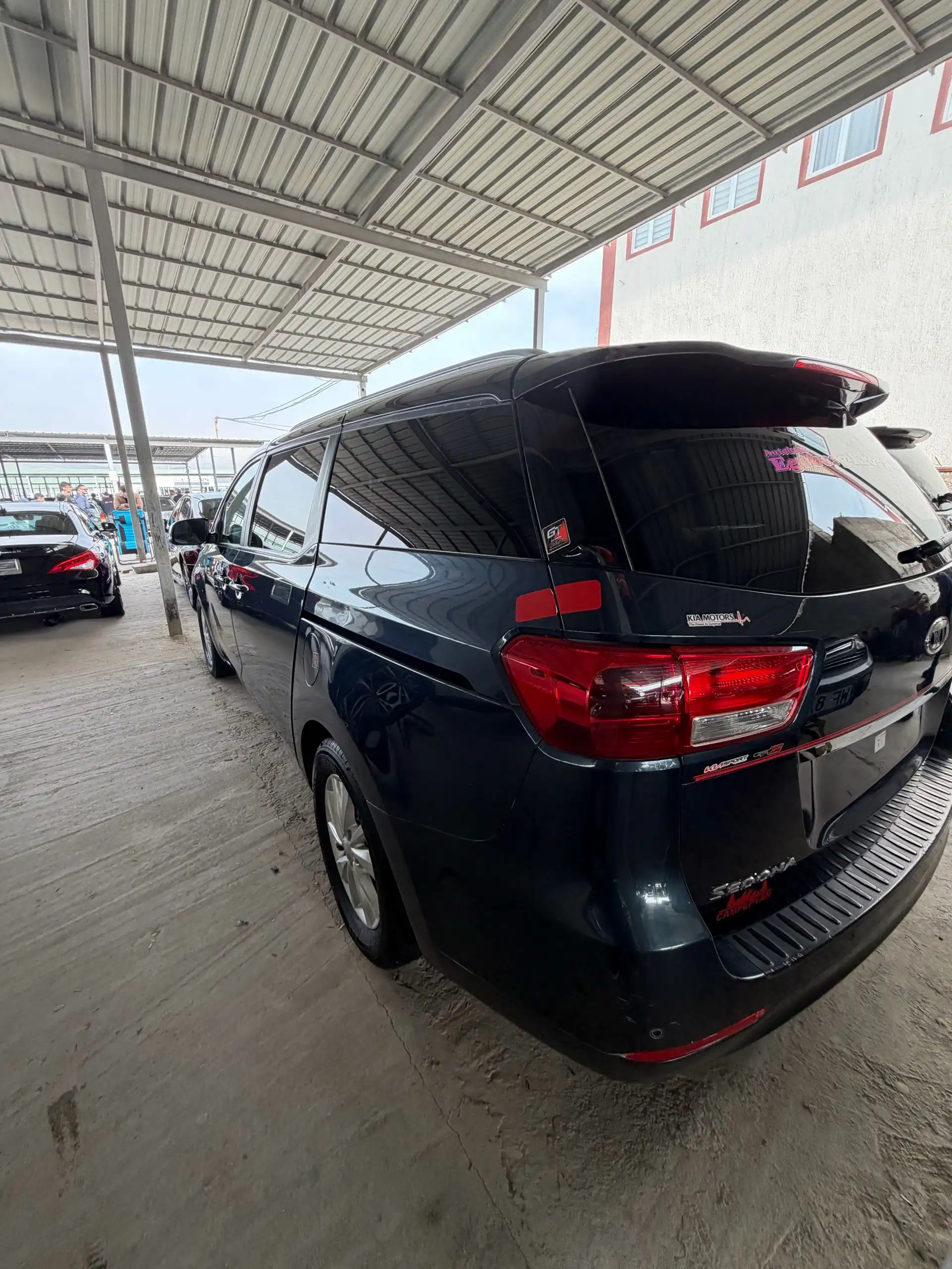 Kia Sedona 2016