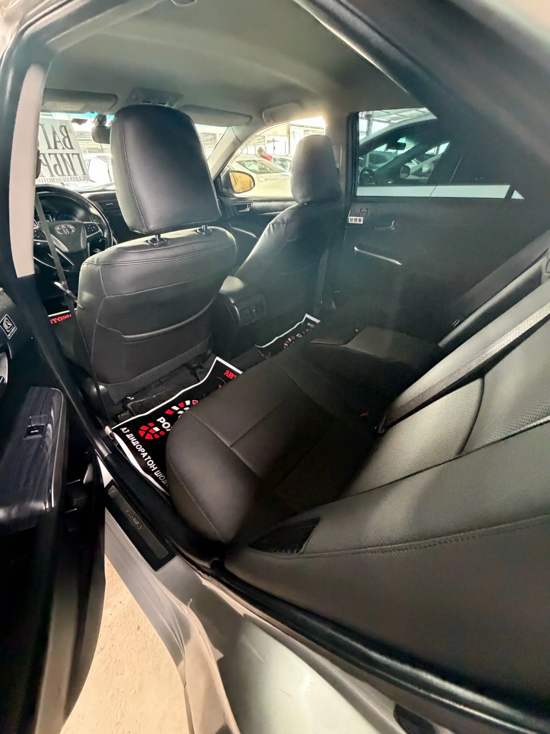 Toyota Camry 2015 — фото 3