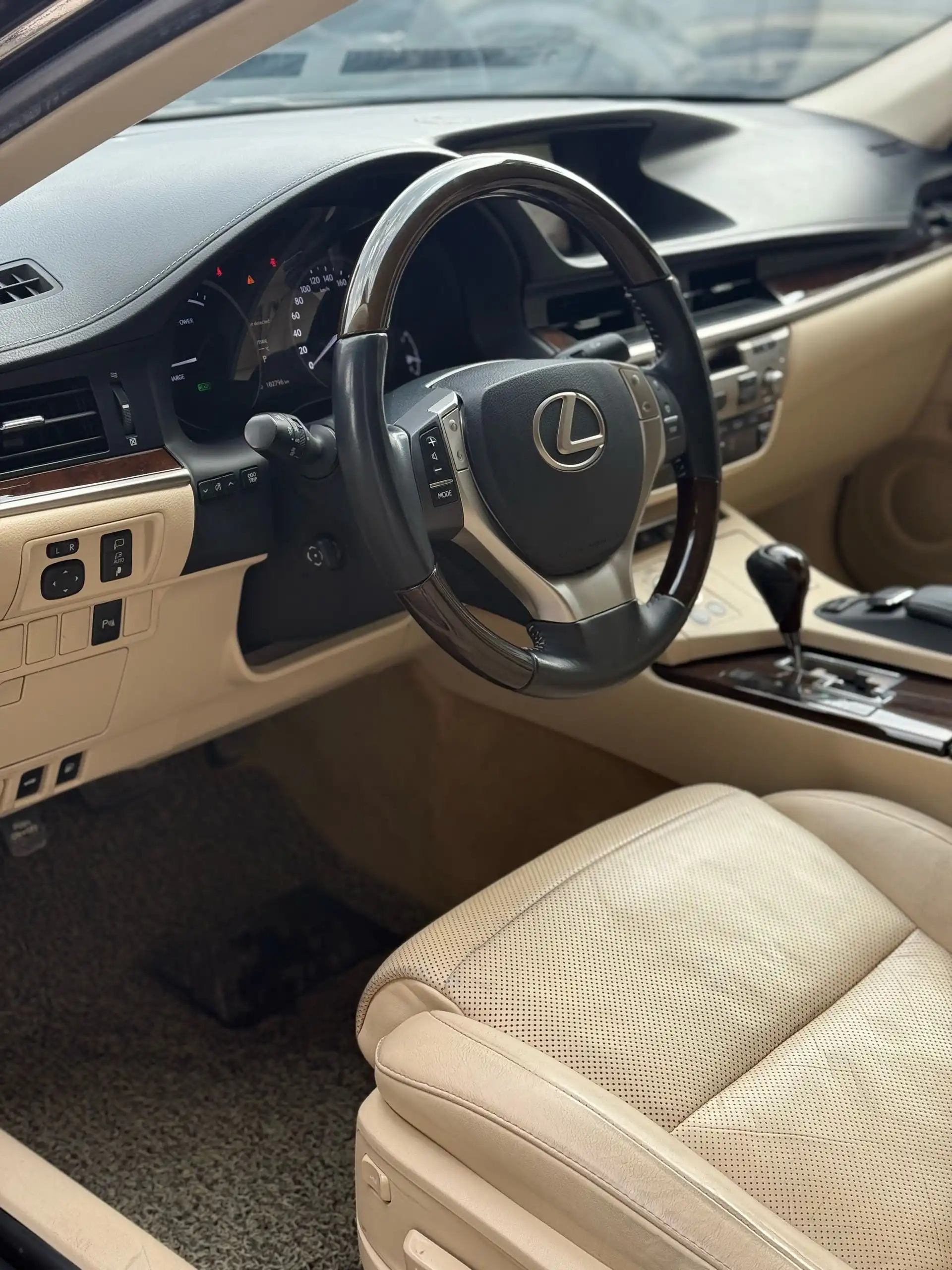 Lexus Es series 2014 — фото 3