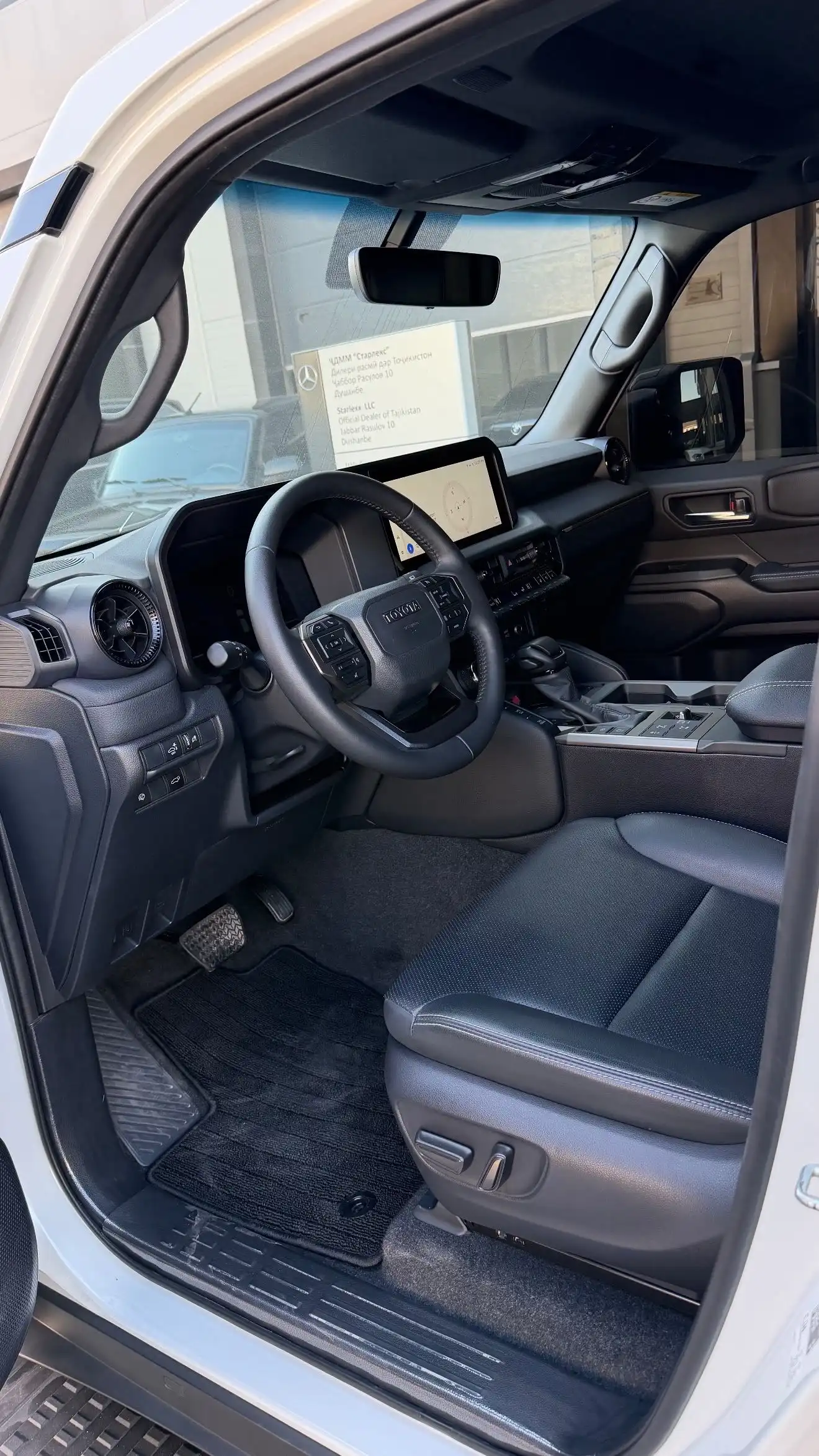 Toyota Land cruiser prado 2025