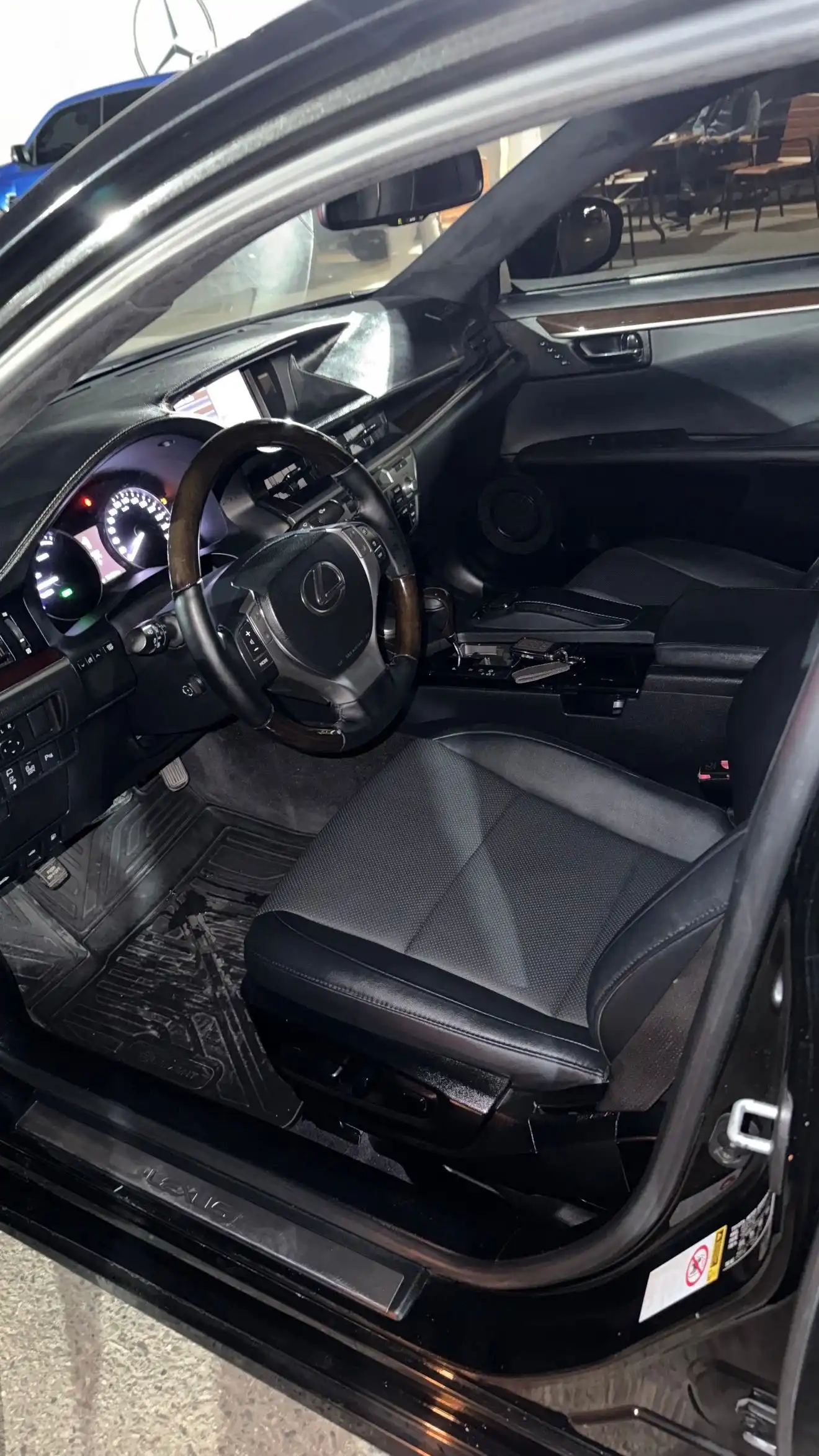Lexus Es series 2015 — фото 3