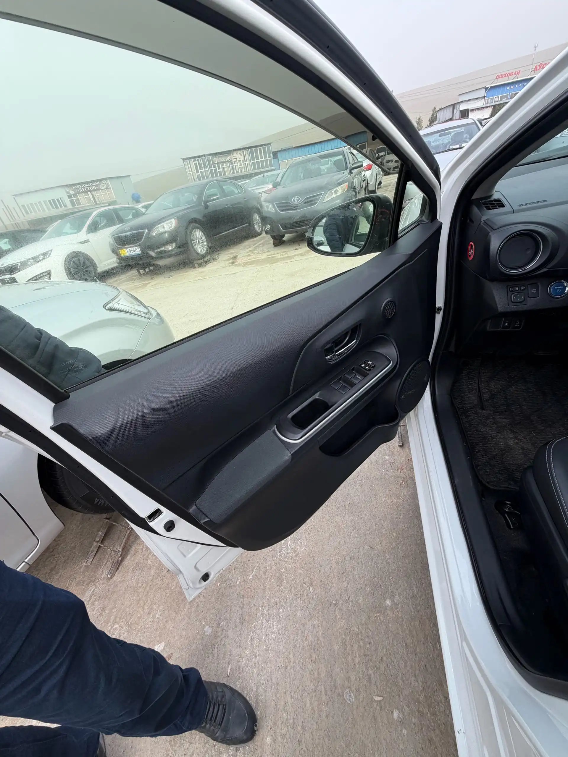 Toyota Gaia 2014