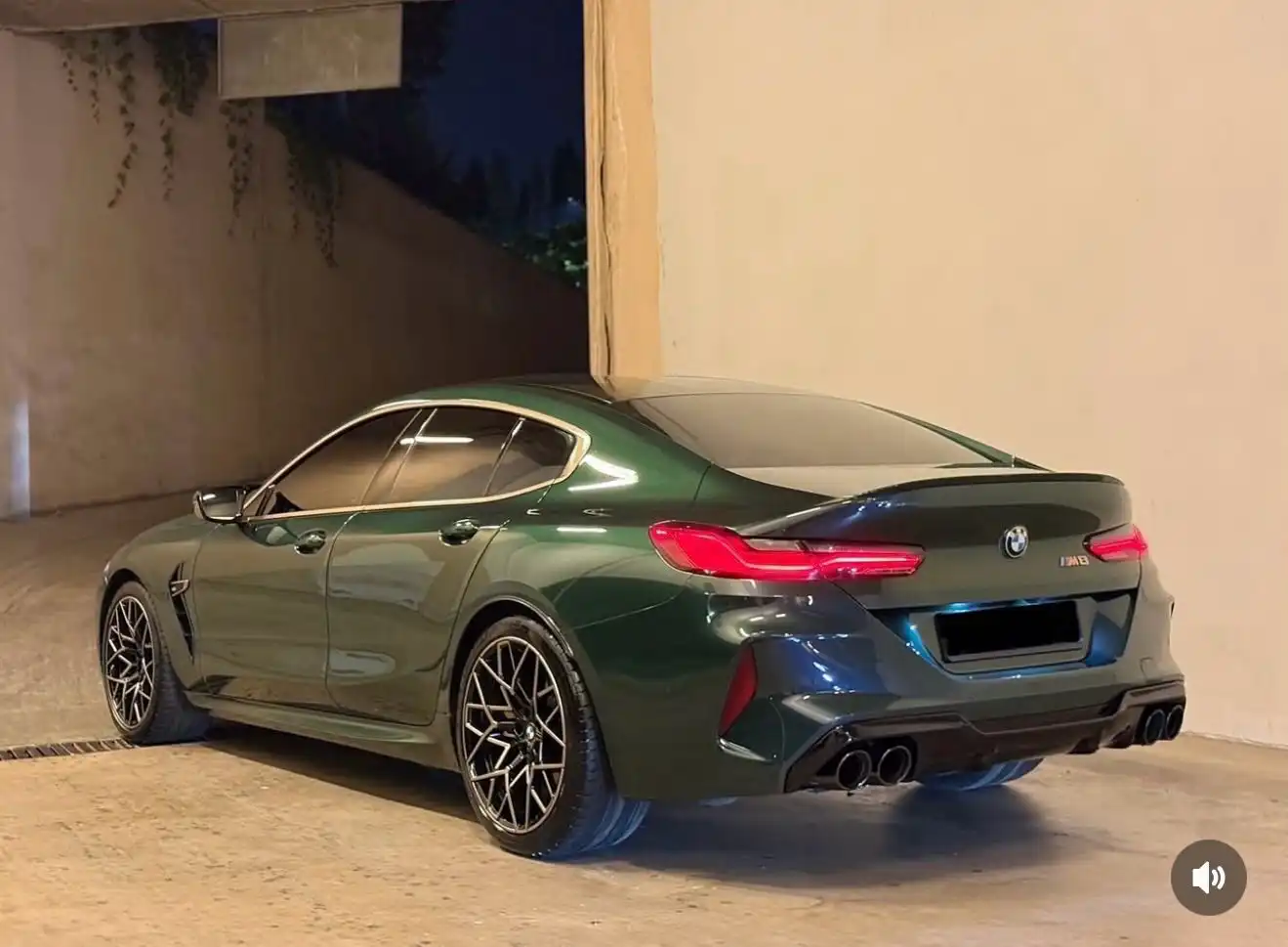 BMW M8 2022