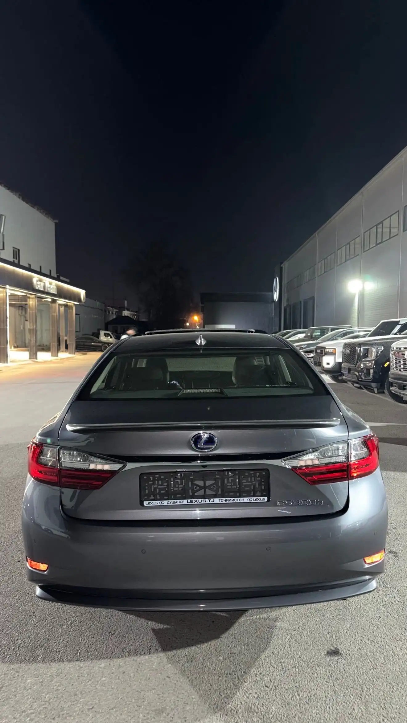 Lexus Es series 2016