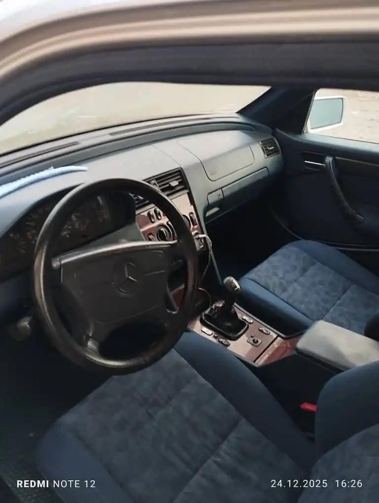 Mercedes-benz C class 1995