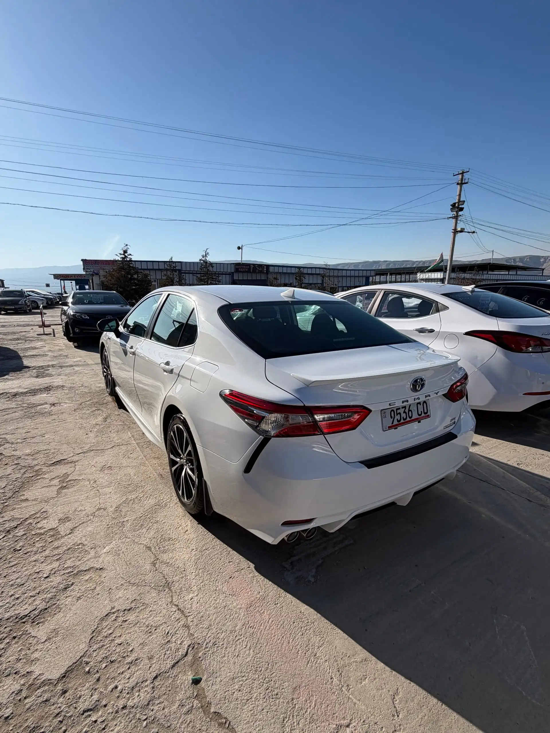 Toyota Camry 2019 — фото 4