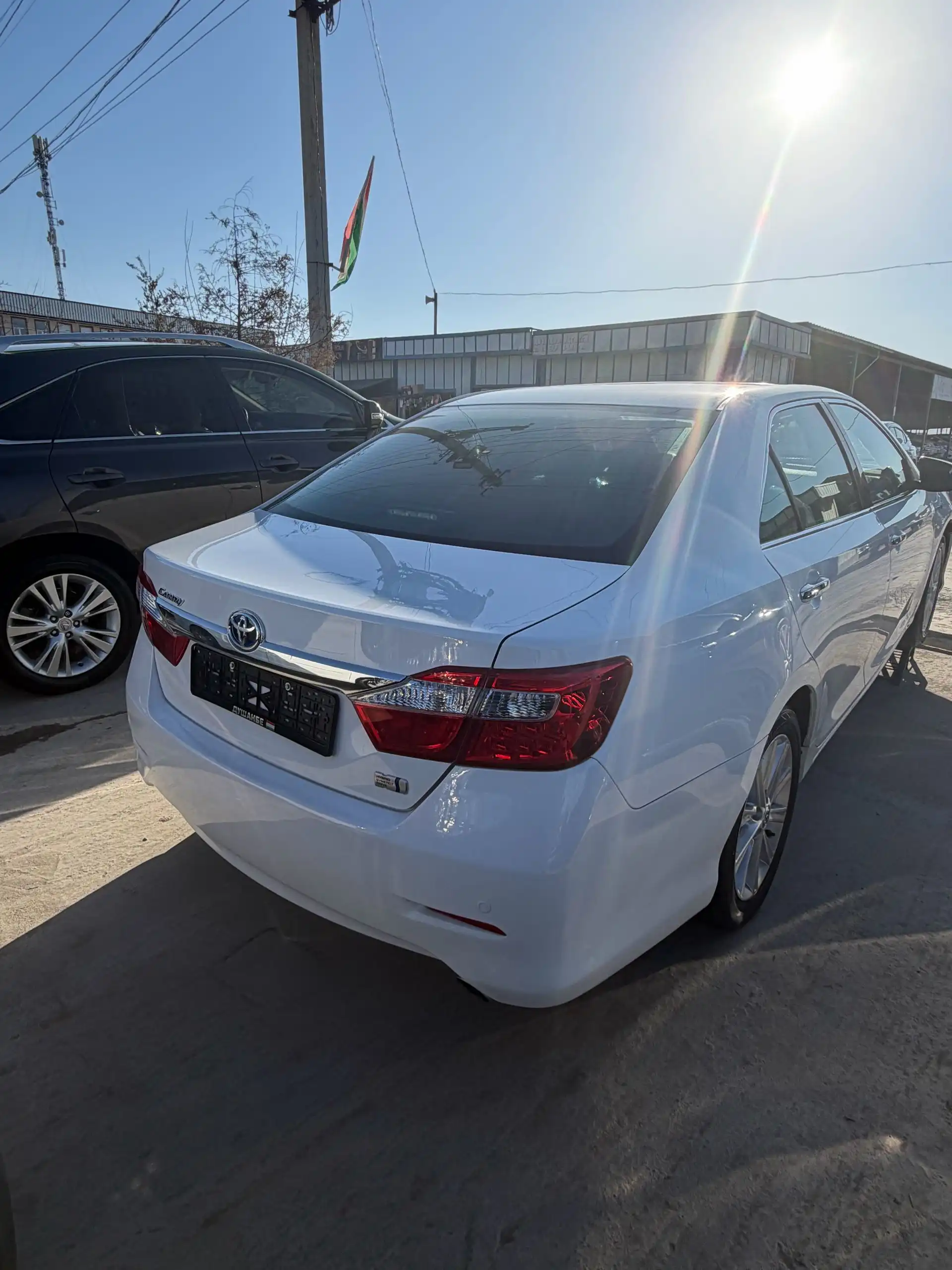 Toyota Camry 2015 — фото 3