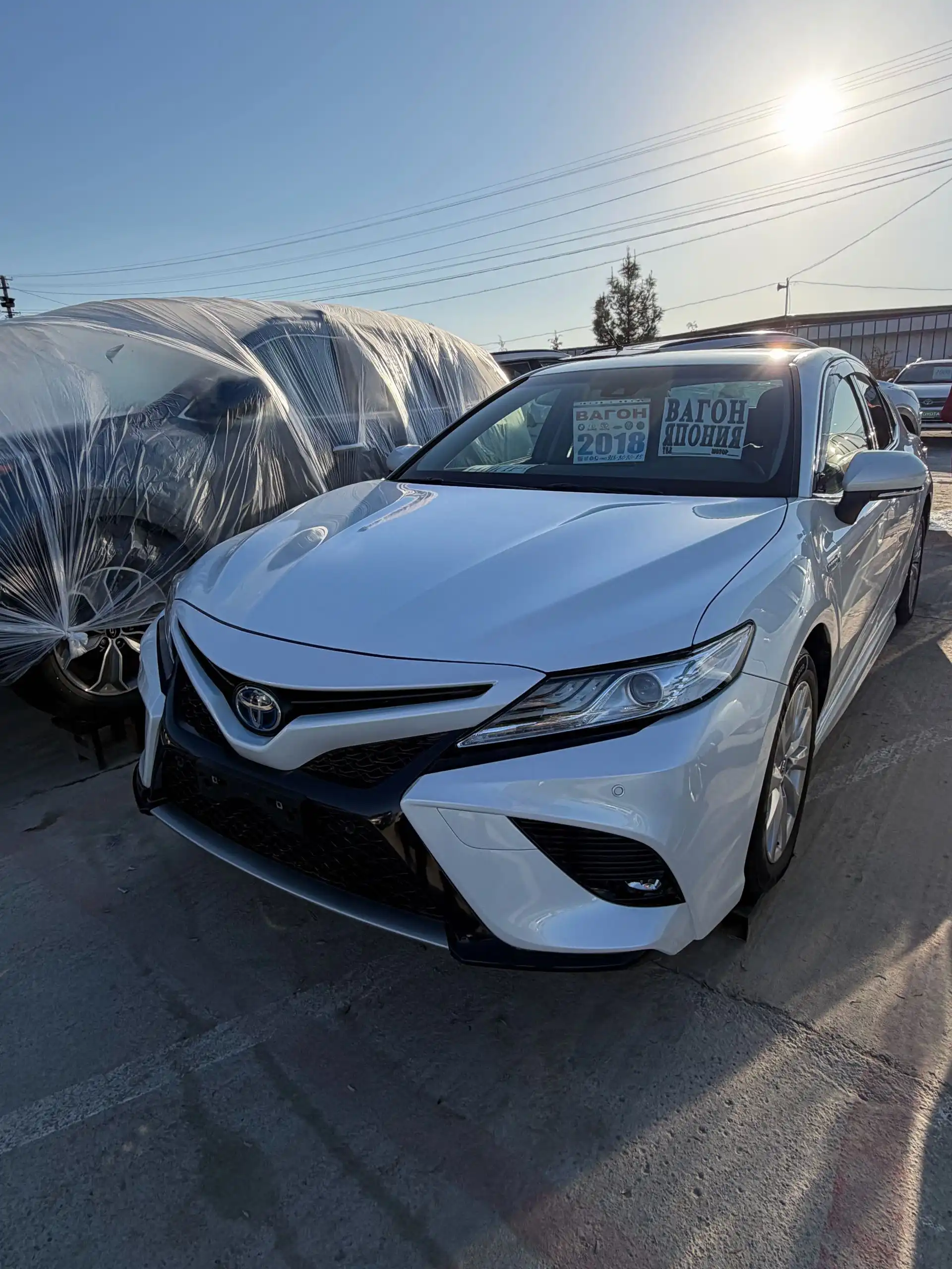 Toyota Camry 2018 — фото 2