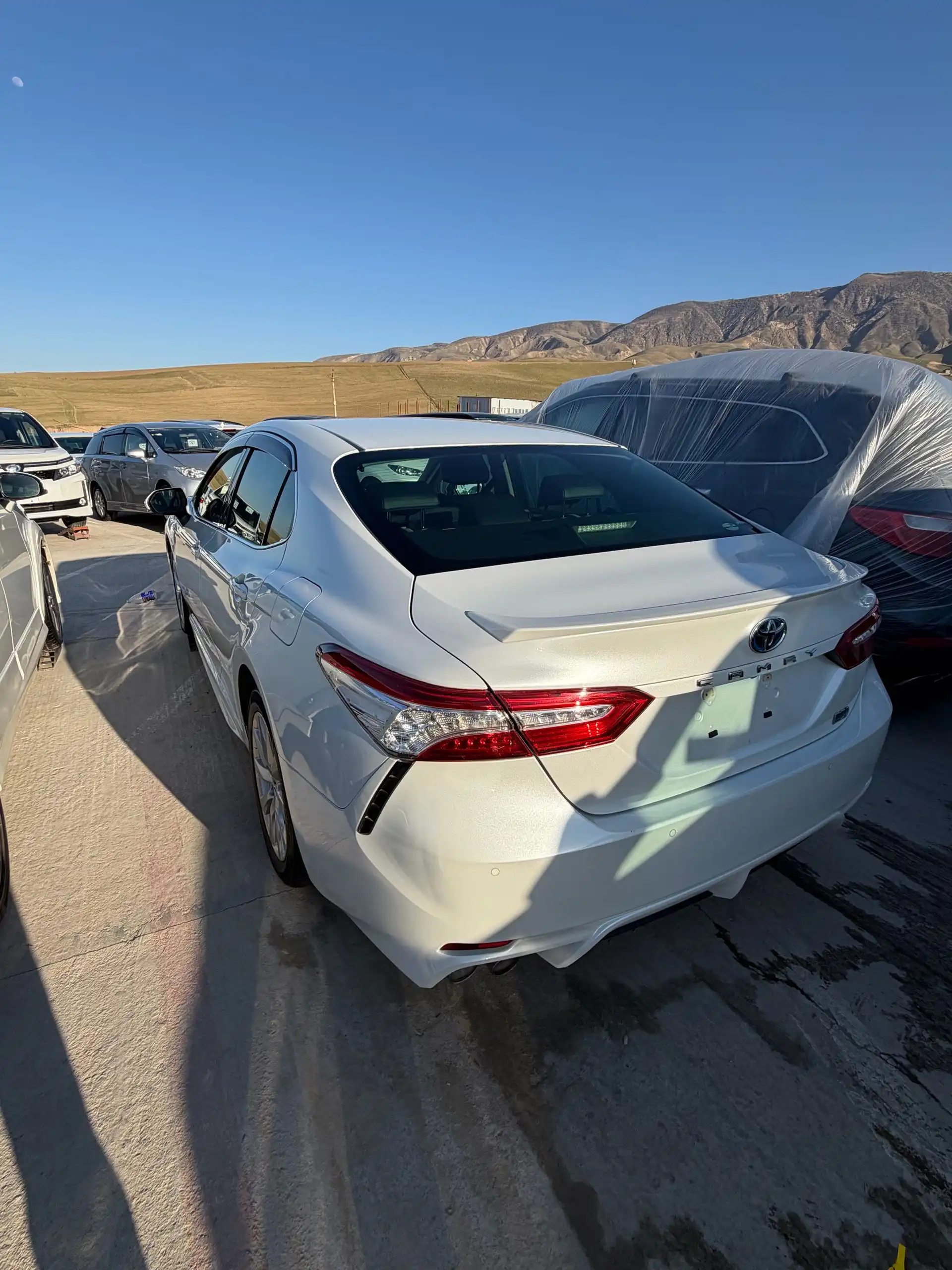 Toyota Camry 2018 — фото 4