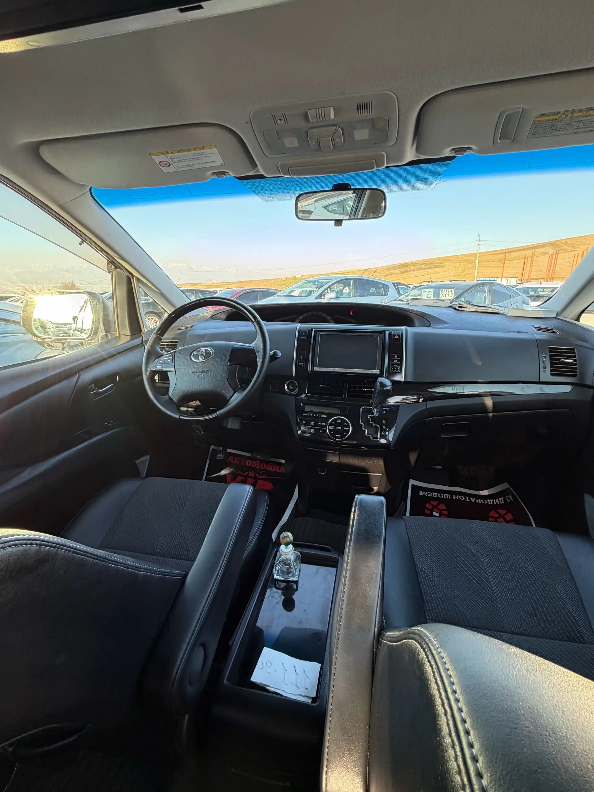 Toyota Estima 2014